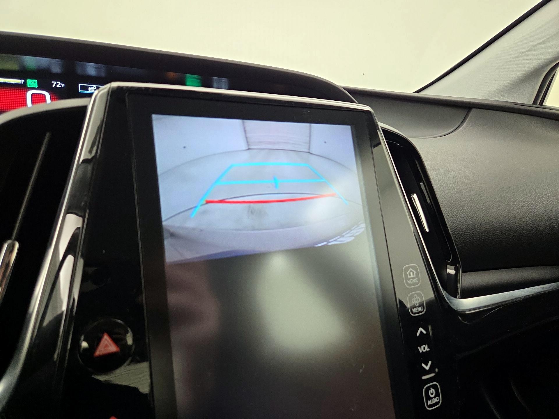 Thumbnail: 2017 Toyota Prius Prime - 15