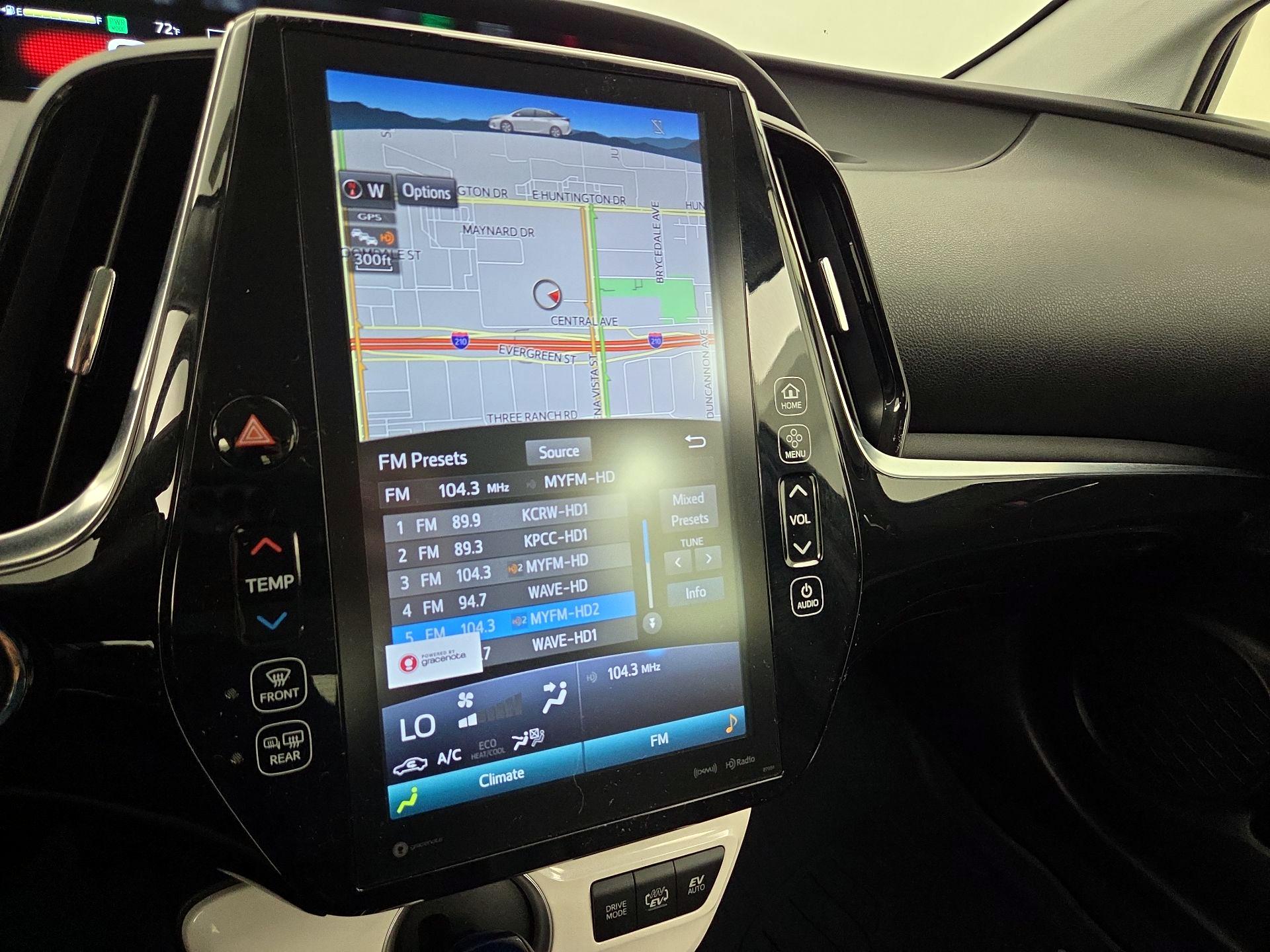 Thumbnail: 2017 Toyota Prius Prime - 16