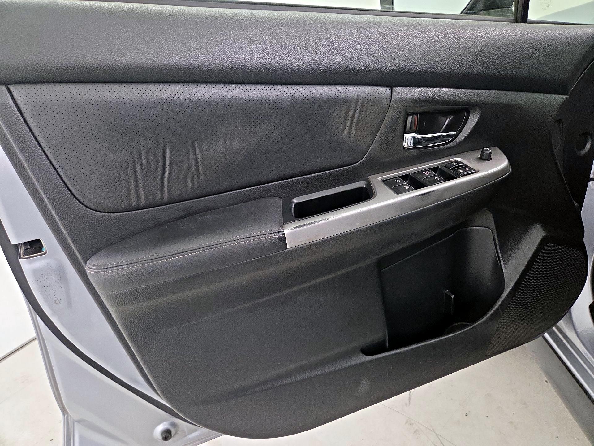 Thumbnail: 2015 Subaru XV Crosstrek - 12