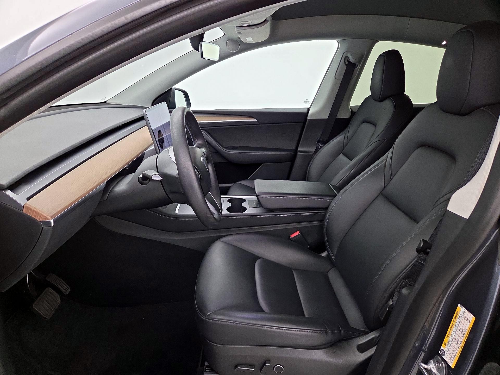 Thumbnail: 2022 Tesla Model Y - 11