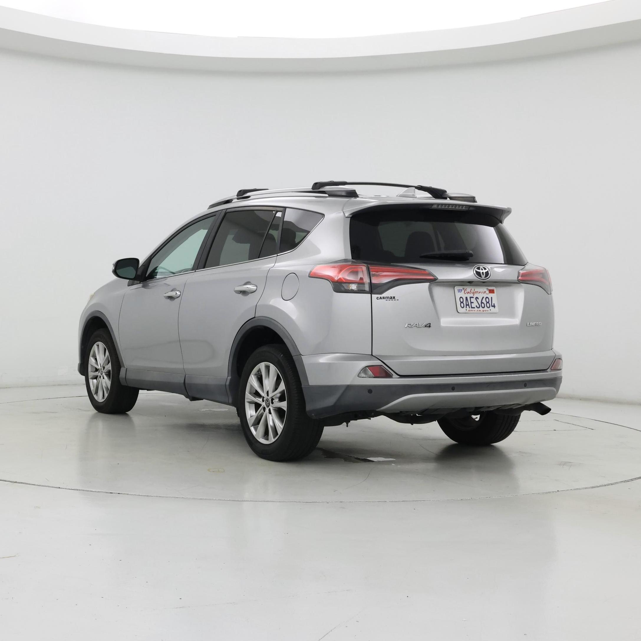 Thumbnail: 2017 Toyota RAV4 - 2