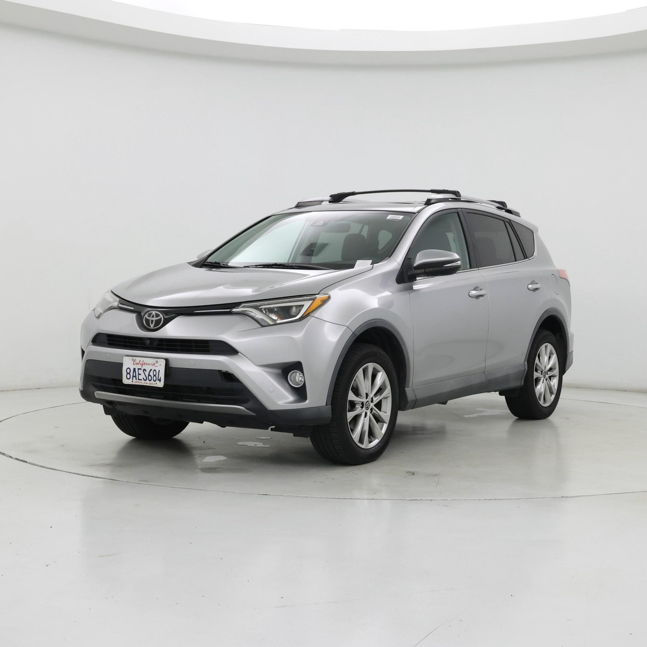 Thumbnail: 2017 Toyota RAV4 - 4
