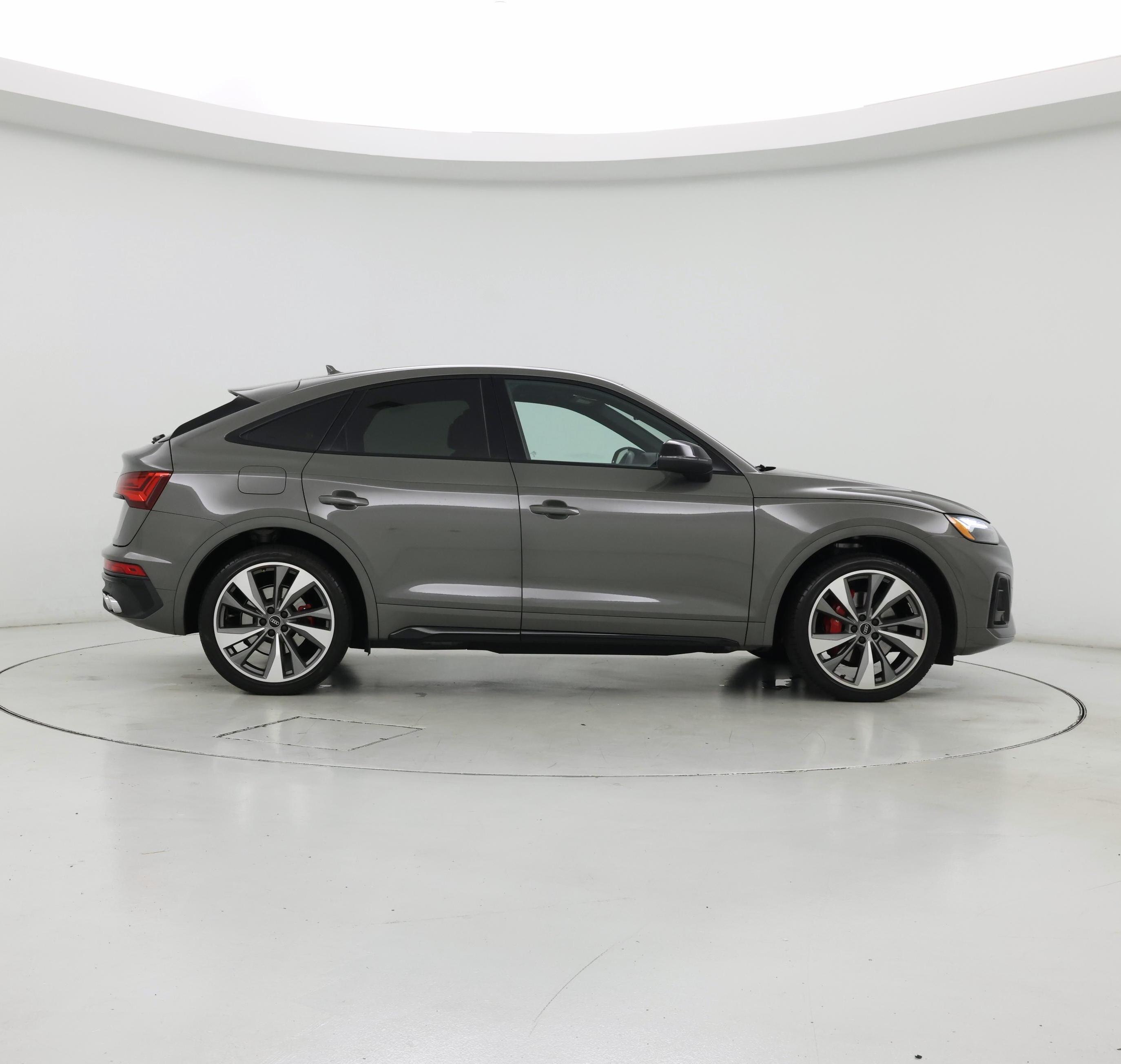 Thumbnail: 2024 Audi SQ5 - 7