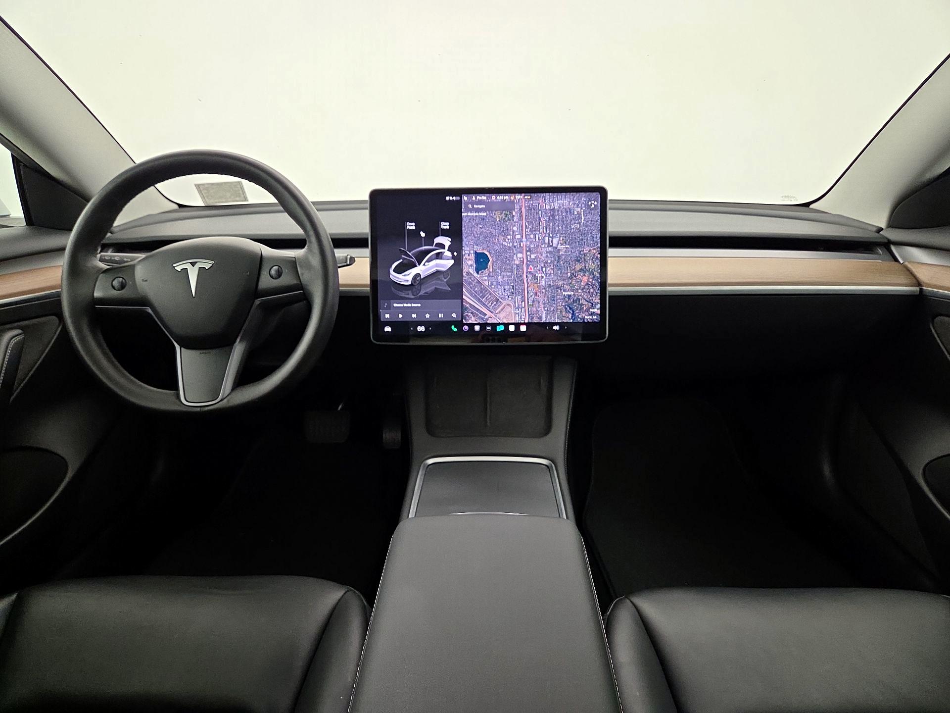 Thumbnail: 2023 Tesla Model 3 - 9