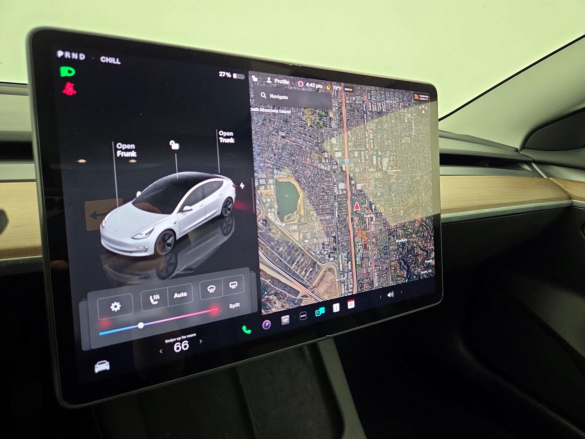 Thumbnail: 2023 Tesla Model 3 - 13