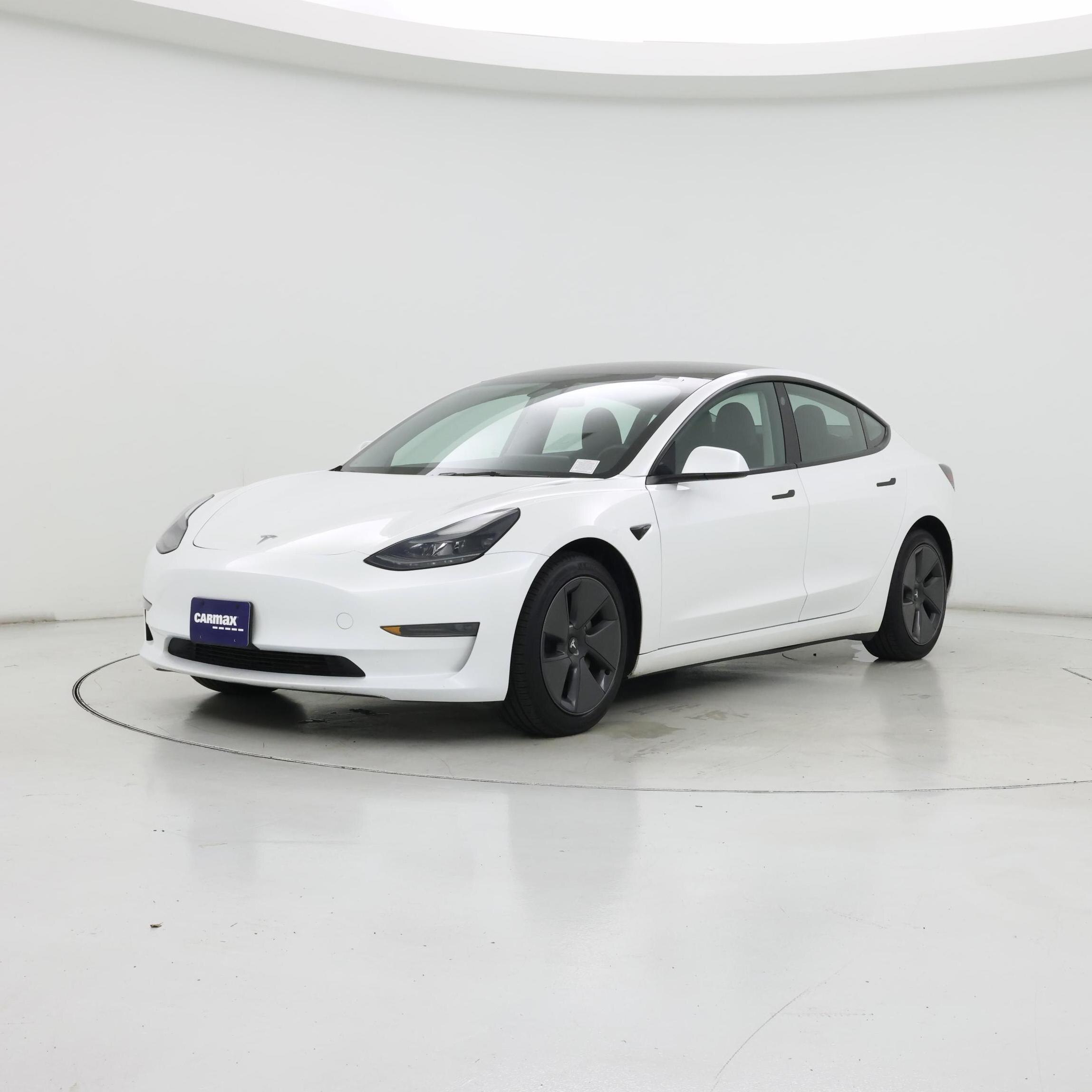 Thumbnail: 2023 Tesla Model 3 - 4