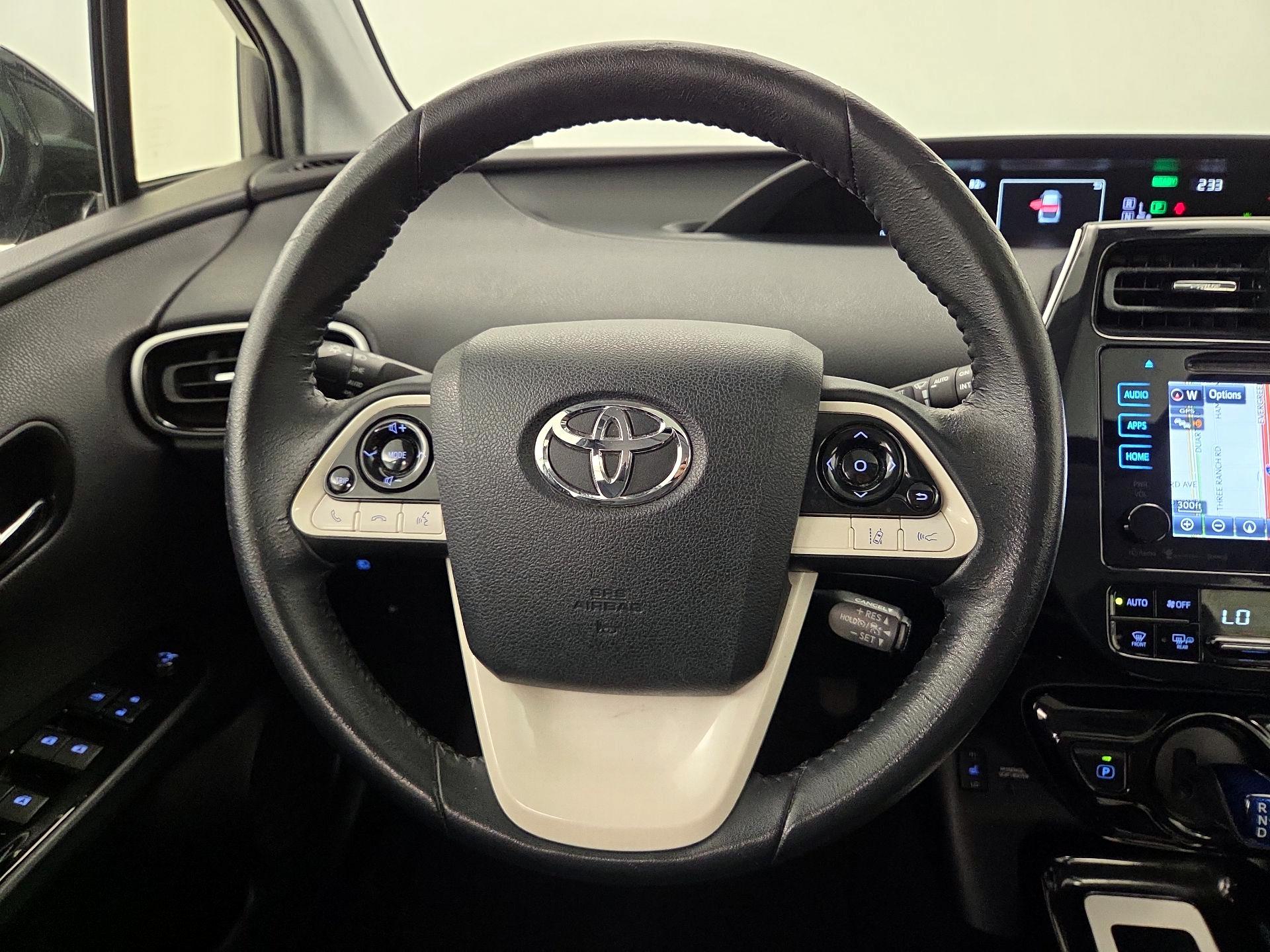 Thumbnail: 2016 Toyota Prius - 10