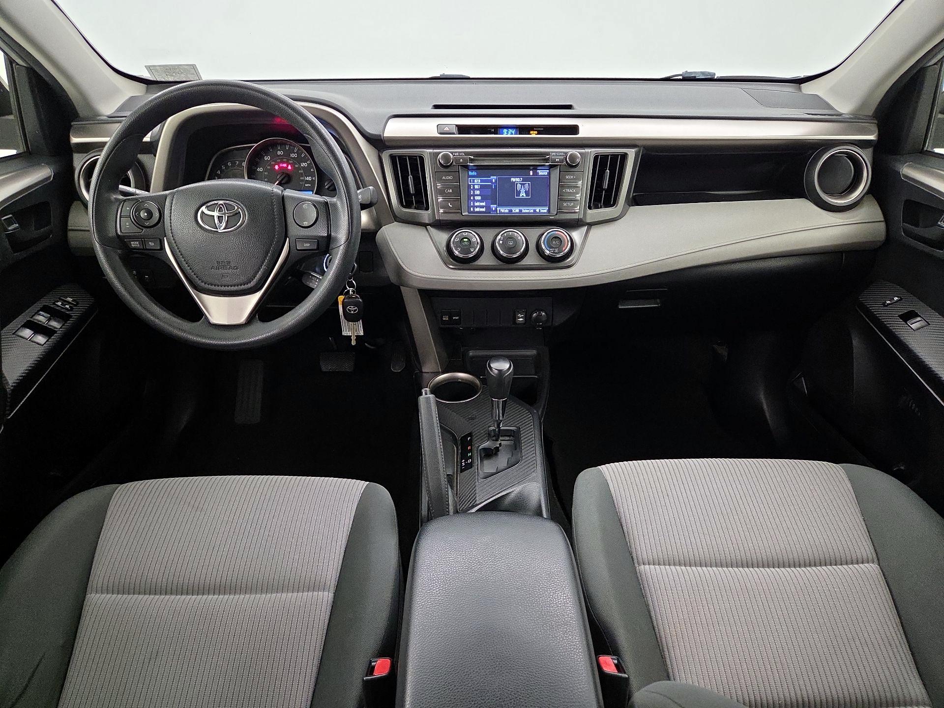 Thumbnail: 2015 Toyota RAV4 - 9