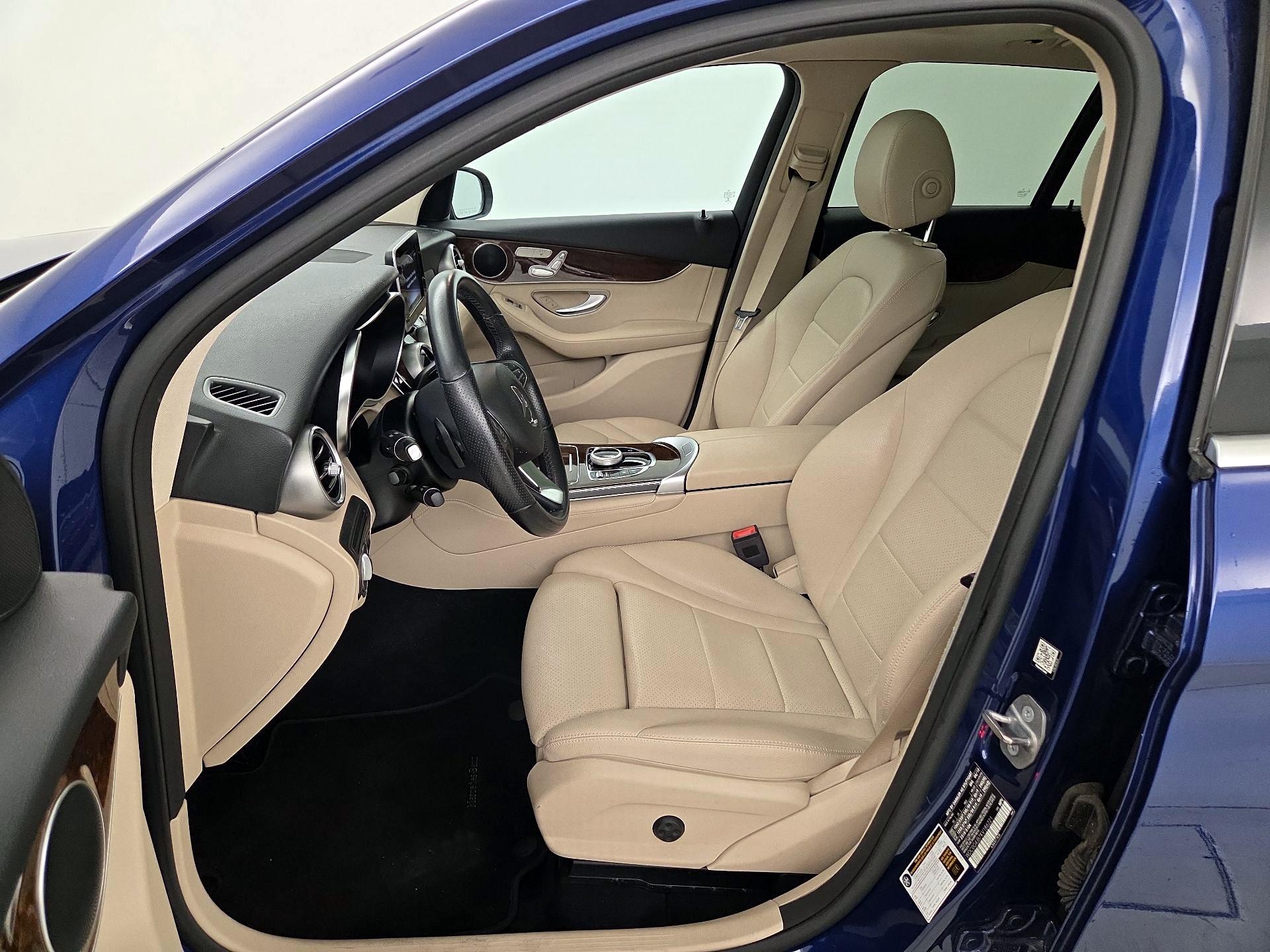 Thumbnail: 2019 Mercedes-Benz GLC - 11