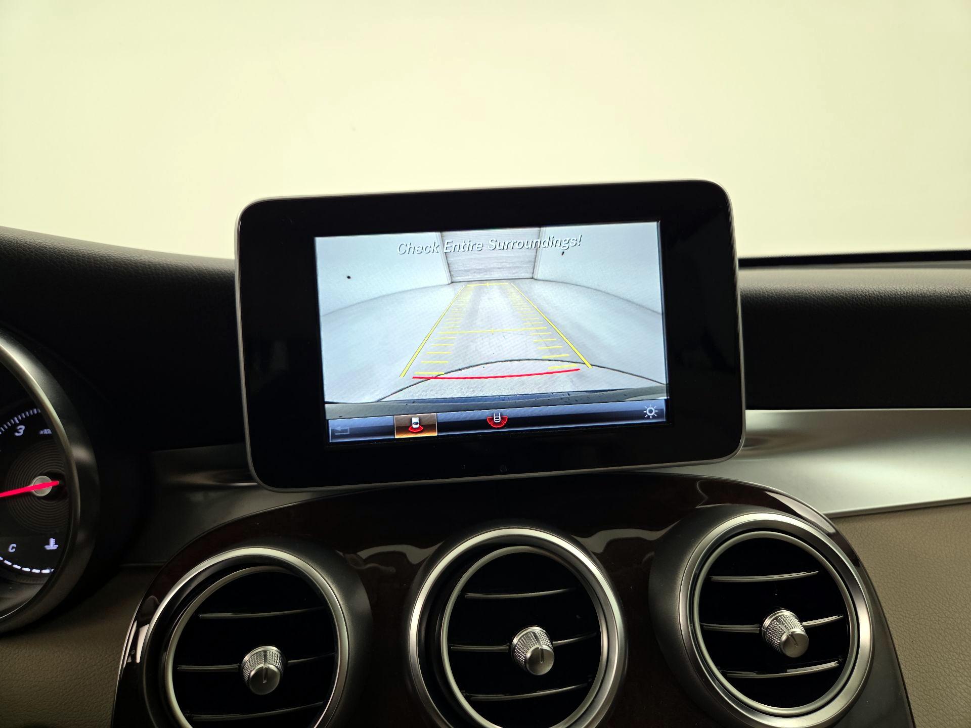 Thumbnail: 2019 Mercedes-Benz GLC - 14