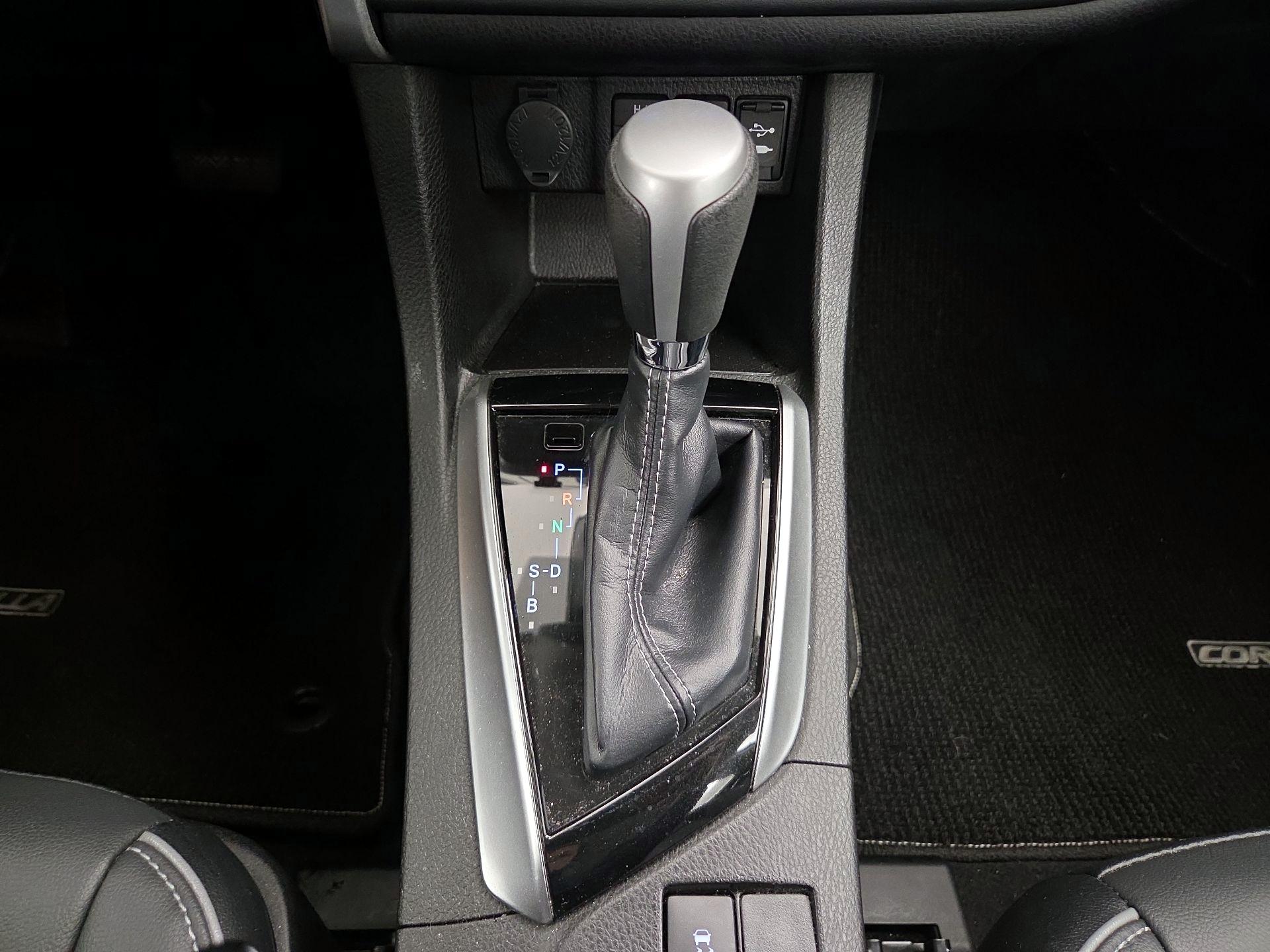 Thumbnail: 2019 Toyota Corolla - 18