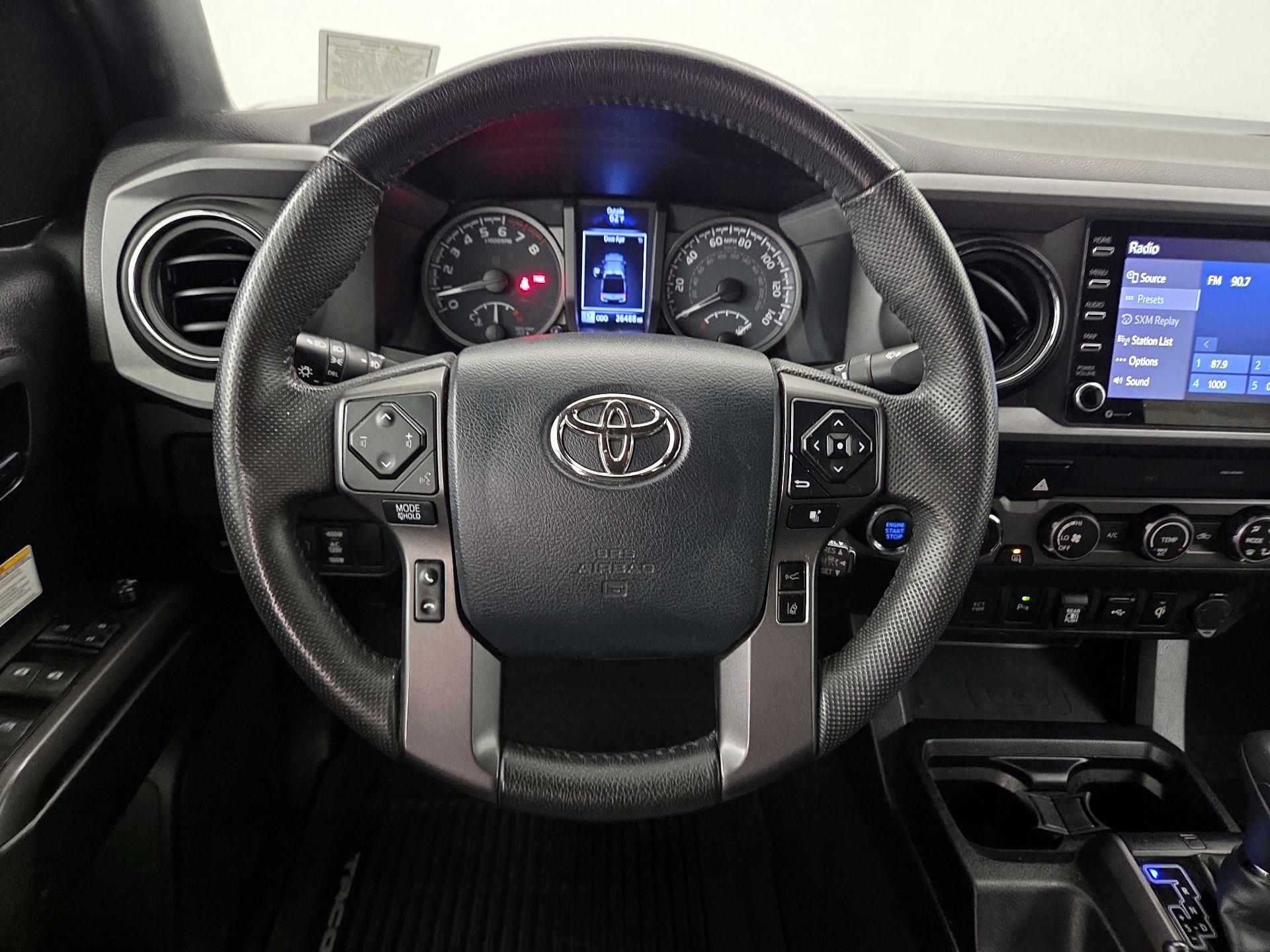 Thumbnail: 2020 Toyota Tacoma - 10