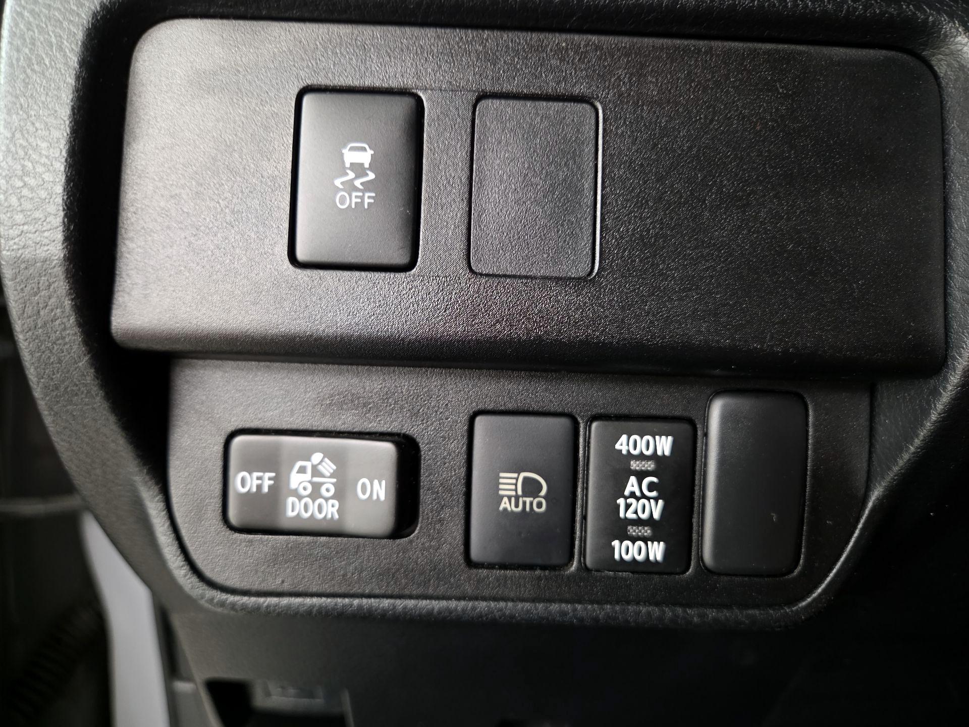 Thumbnail: 2020 Toyota Tacoma - 13