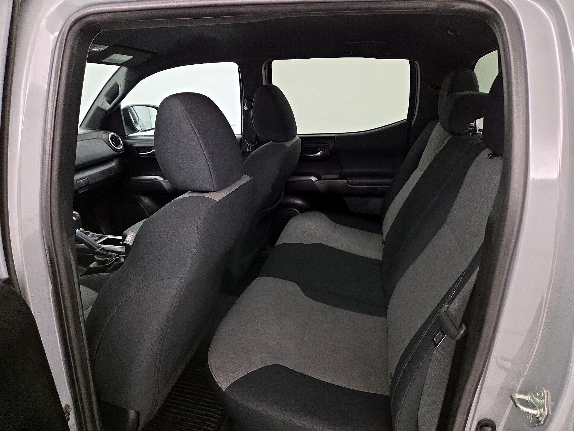 Thumbnail: 2020 Toyota Tacoma - 19