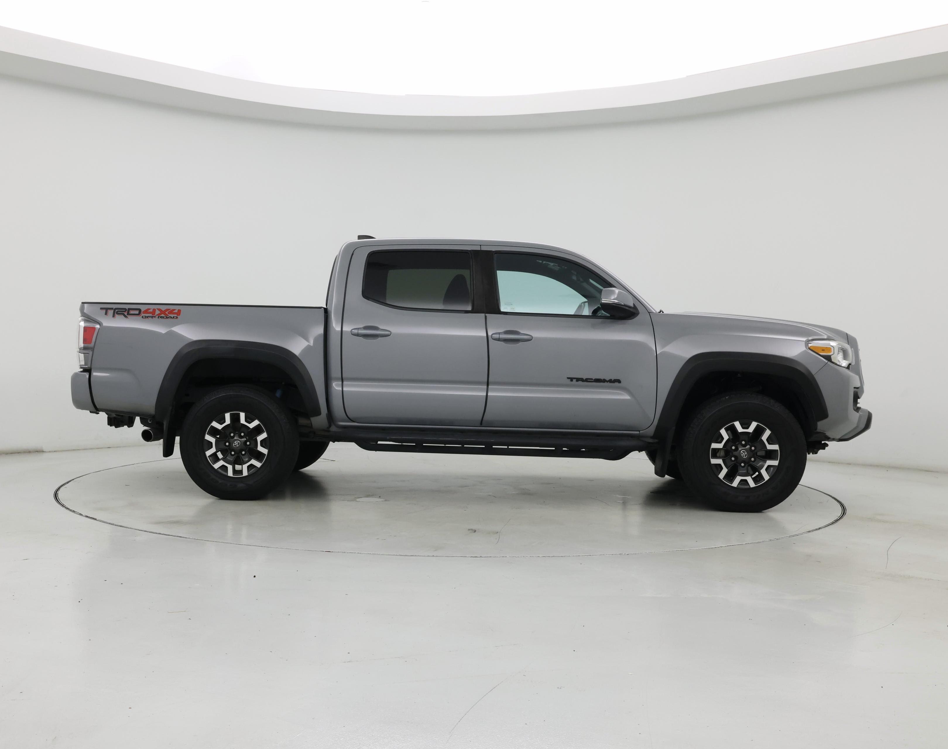 Thumbnail: 2020 Toyota Tacoma - 7
