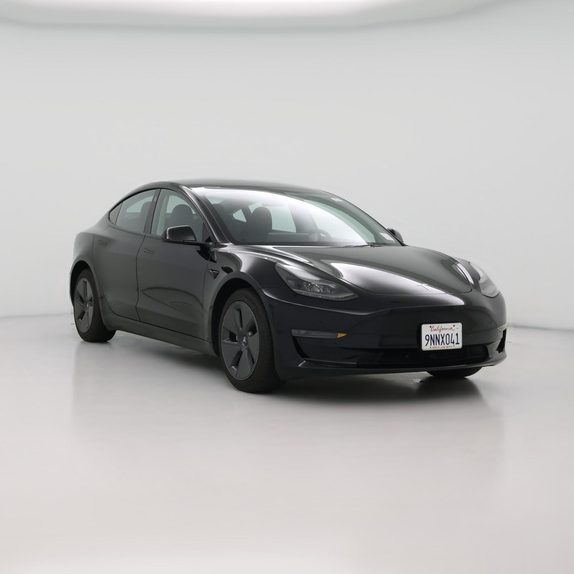 Thumbnail: 2023 Tesla Model 3 - 1