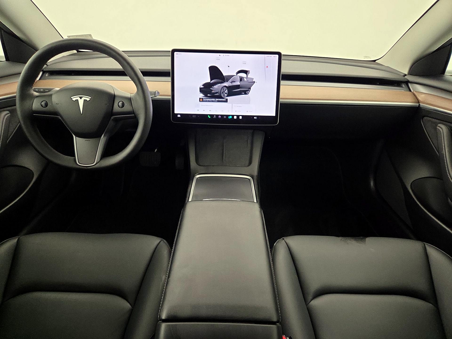 Thumbnail: 2023 Tesla Model 3 - 9