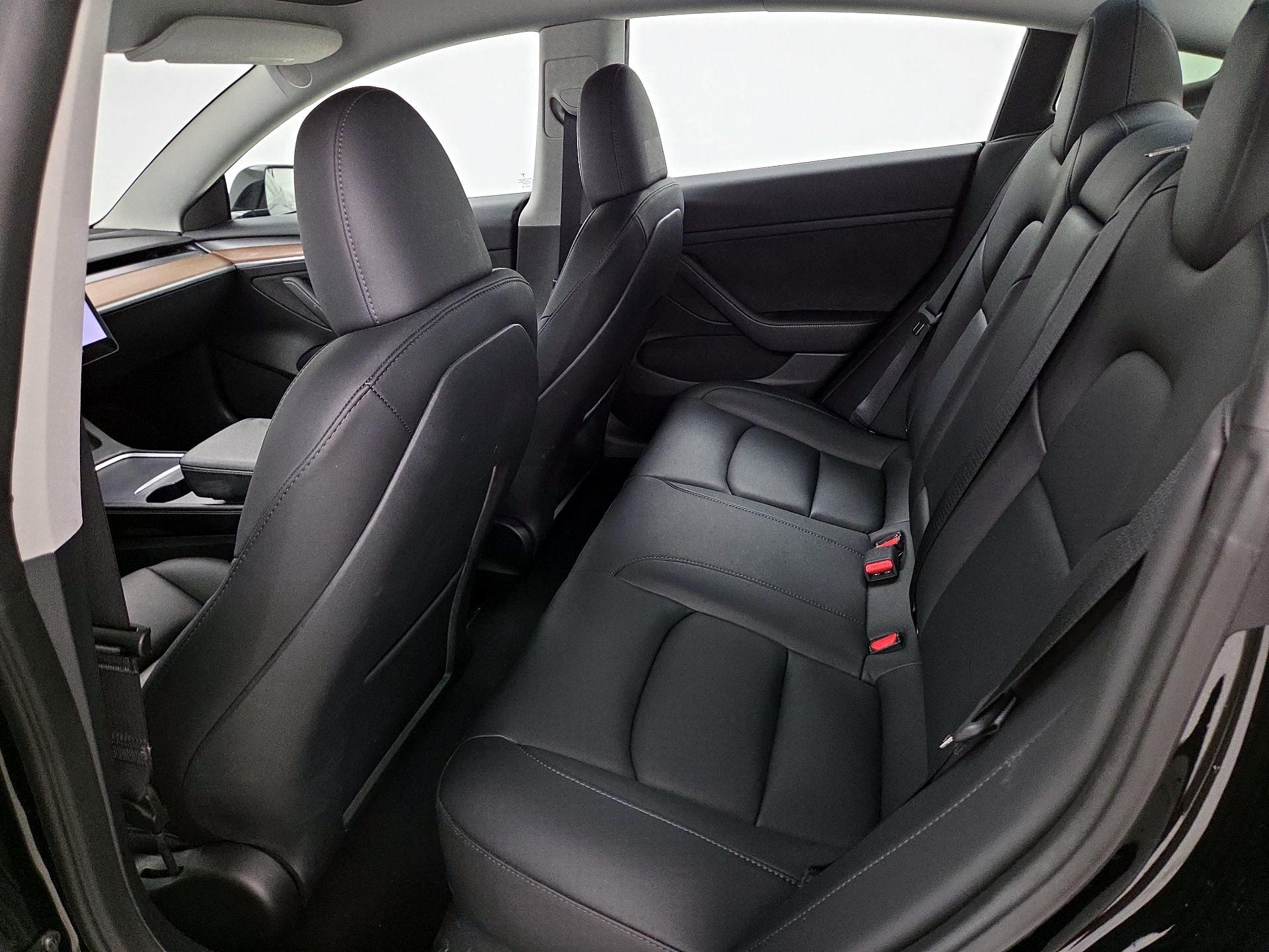 Thumbnail: 2023 Tesla Model 3 - 18