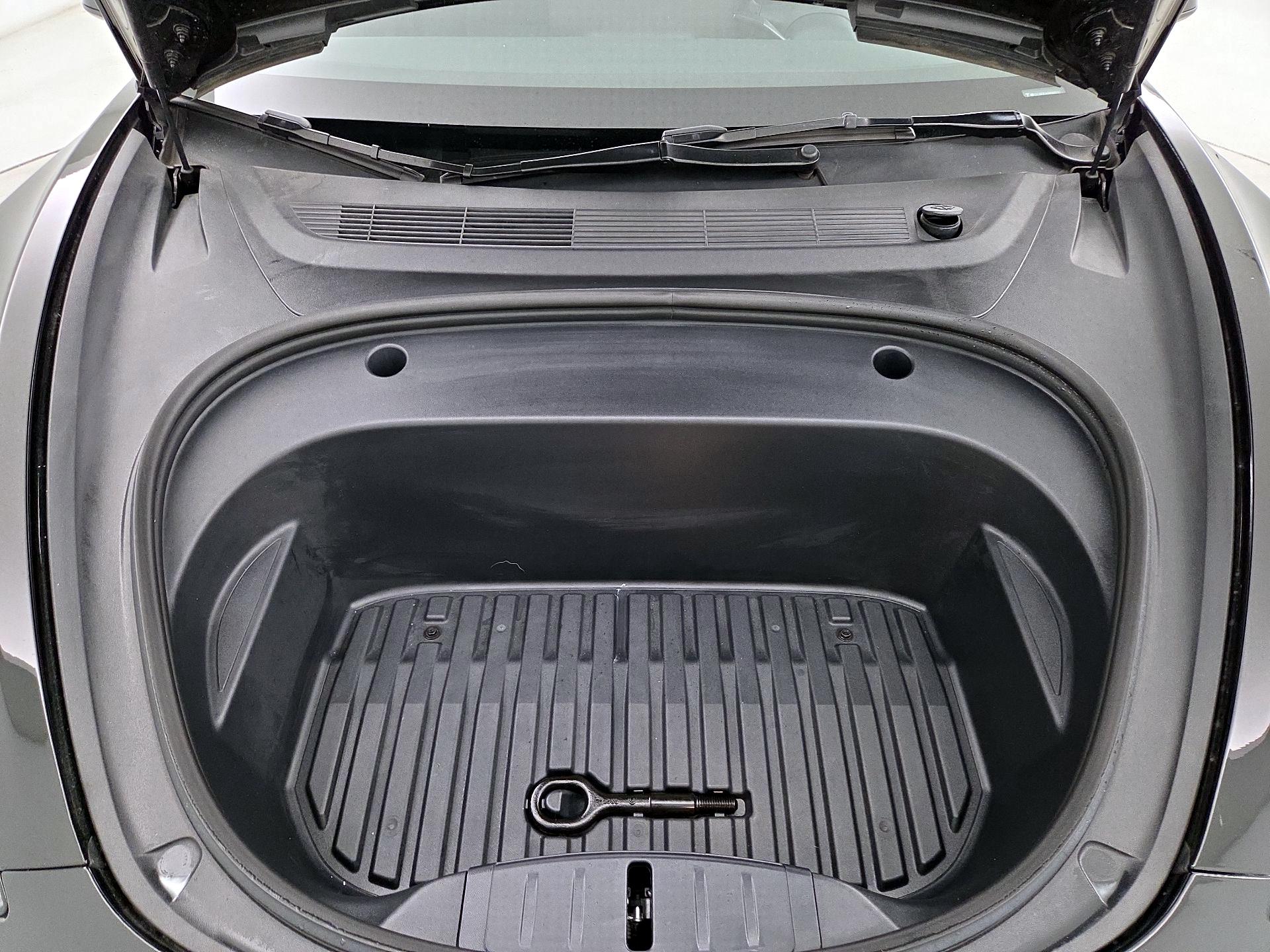 Thumbnail: 2023 Tesla Model 3 - 20