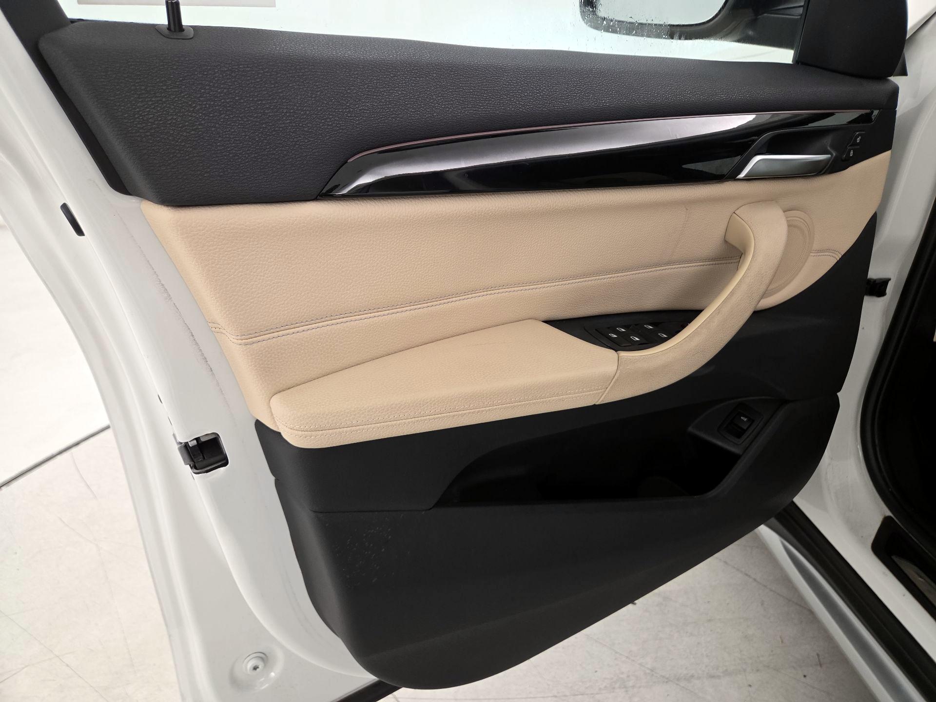 Thumbnail: 2018 BMW X1 - 12