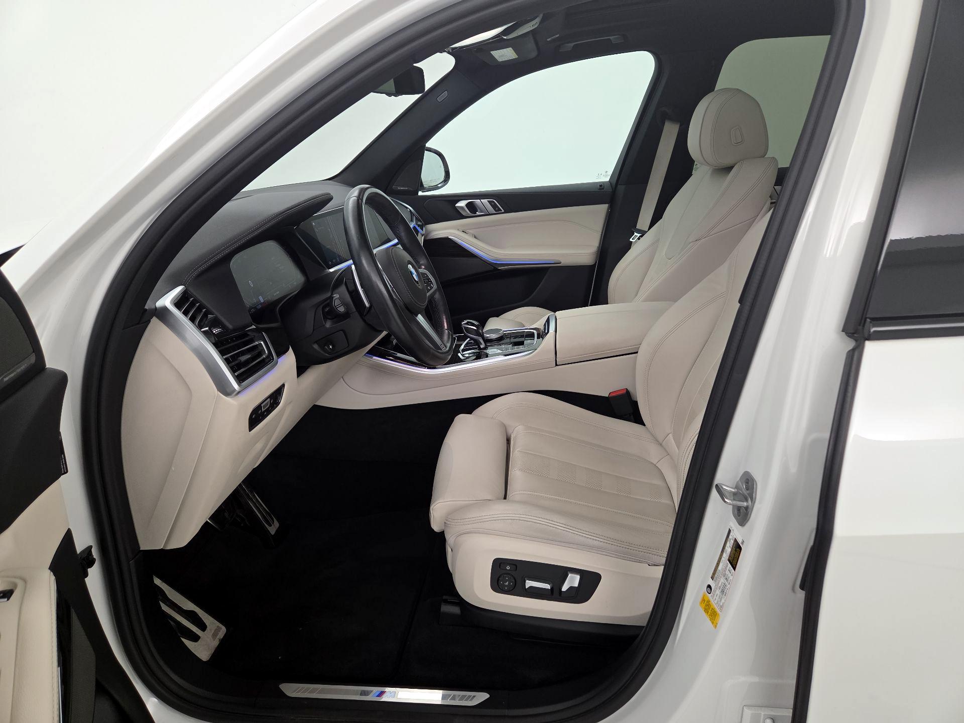 Thumbnail: 2021 BMW X5 - 11