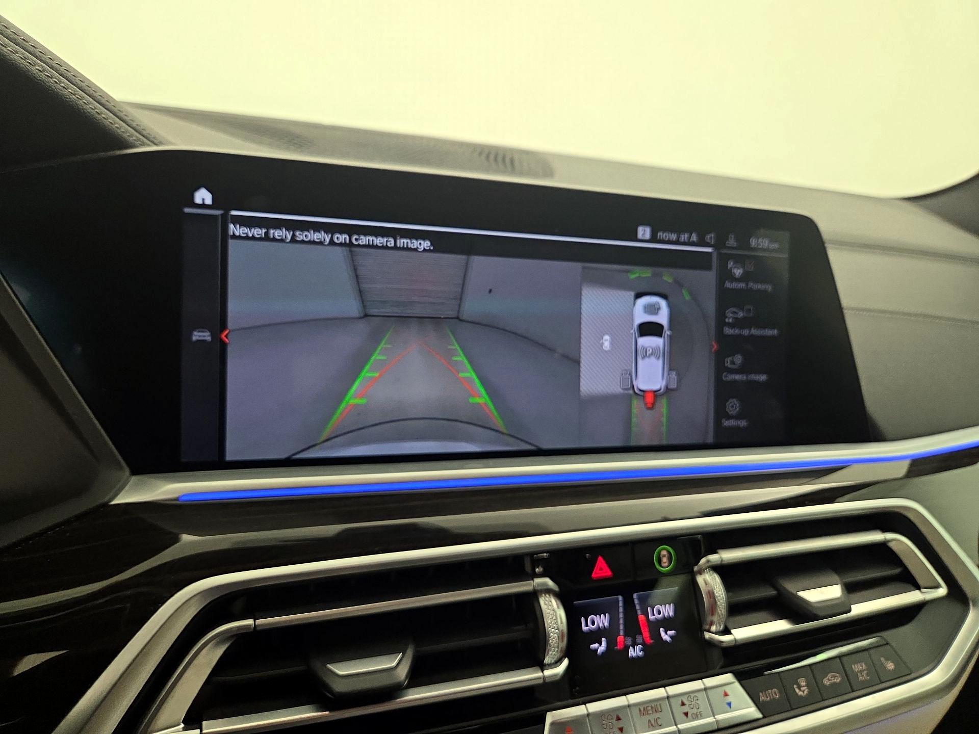 Thumbnail: 2021 BMW X5 - 15