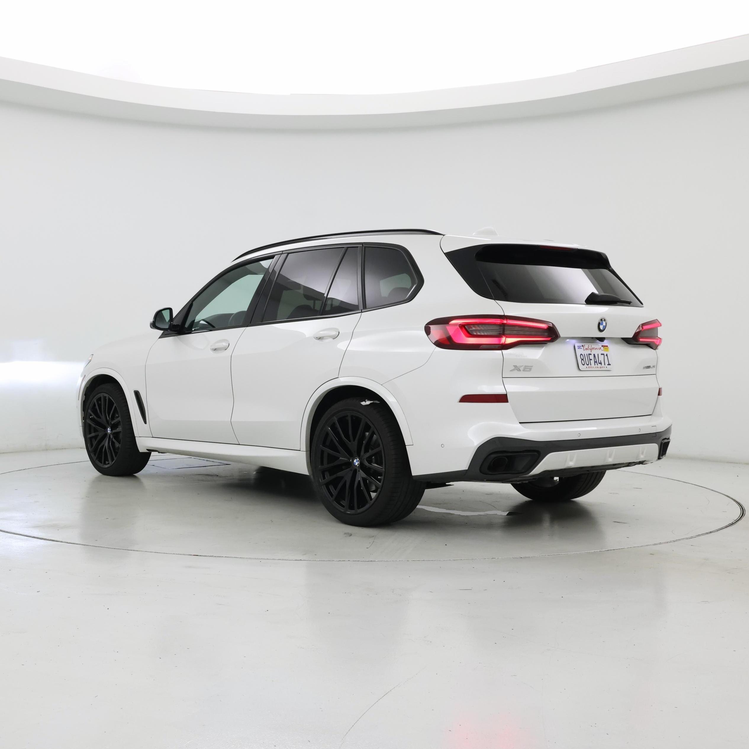 Thumbnail: 2021 BMW X5 - 2