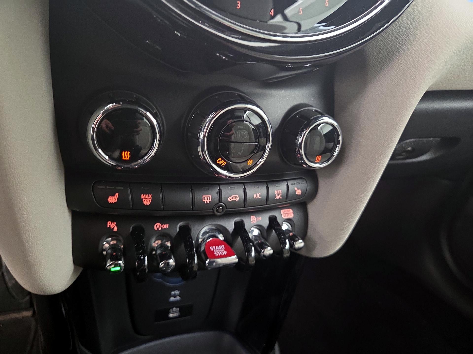 Thumbnail: 2023 MINI Cooper - 17