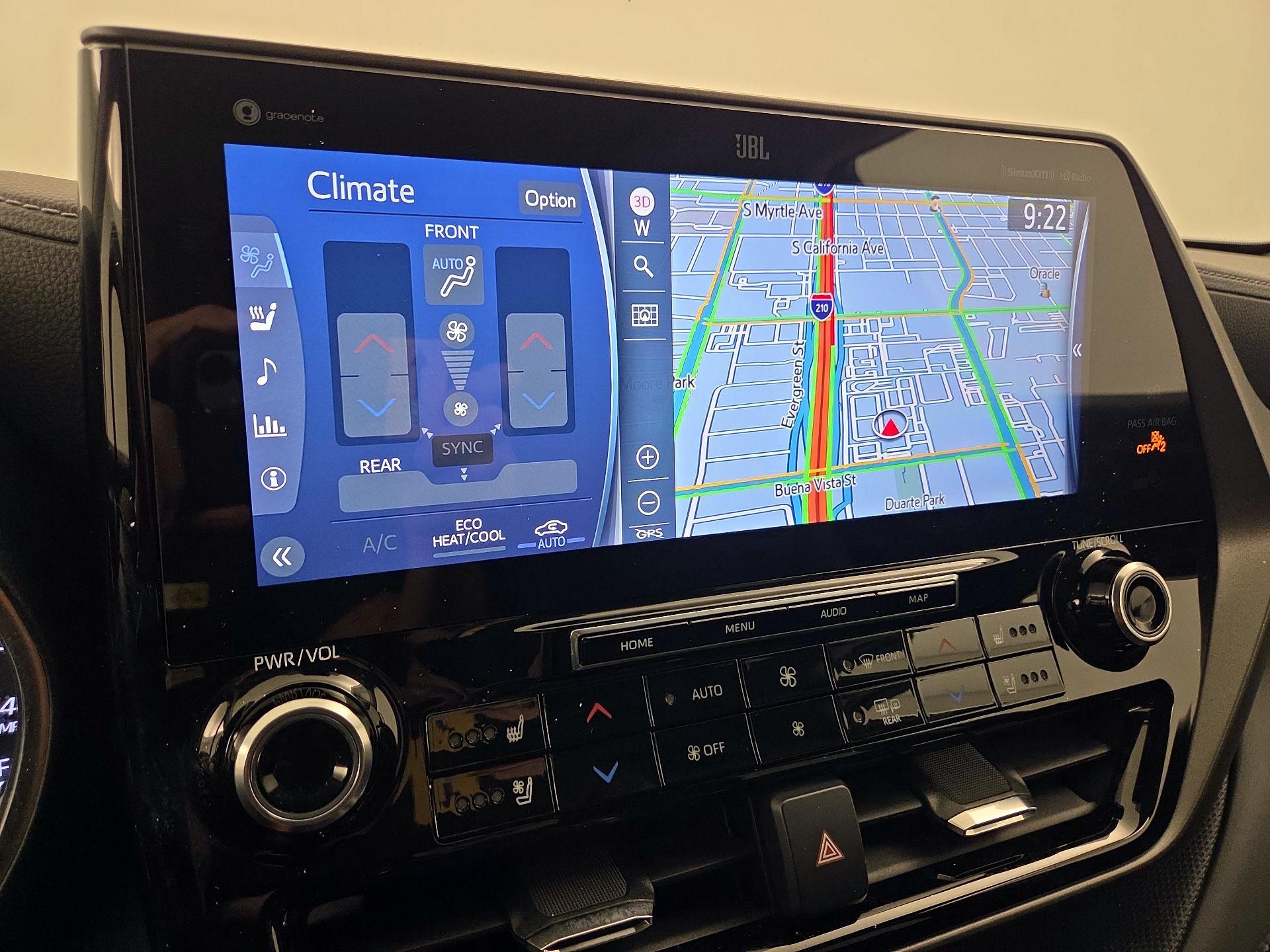 Thumbnail: 2021 Toyota Highlander - 14