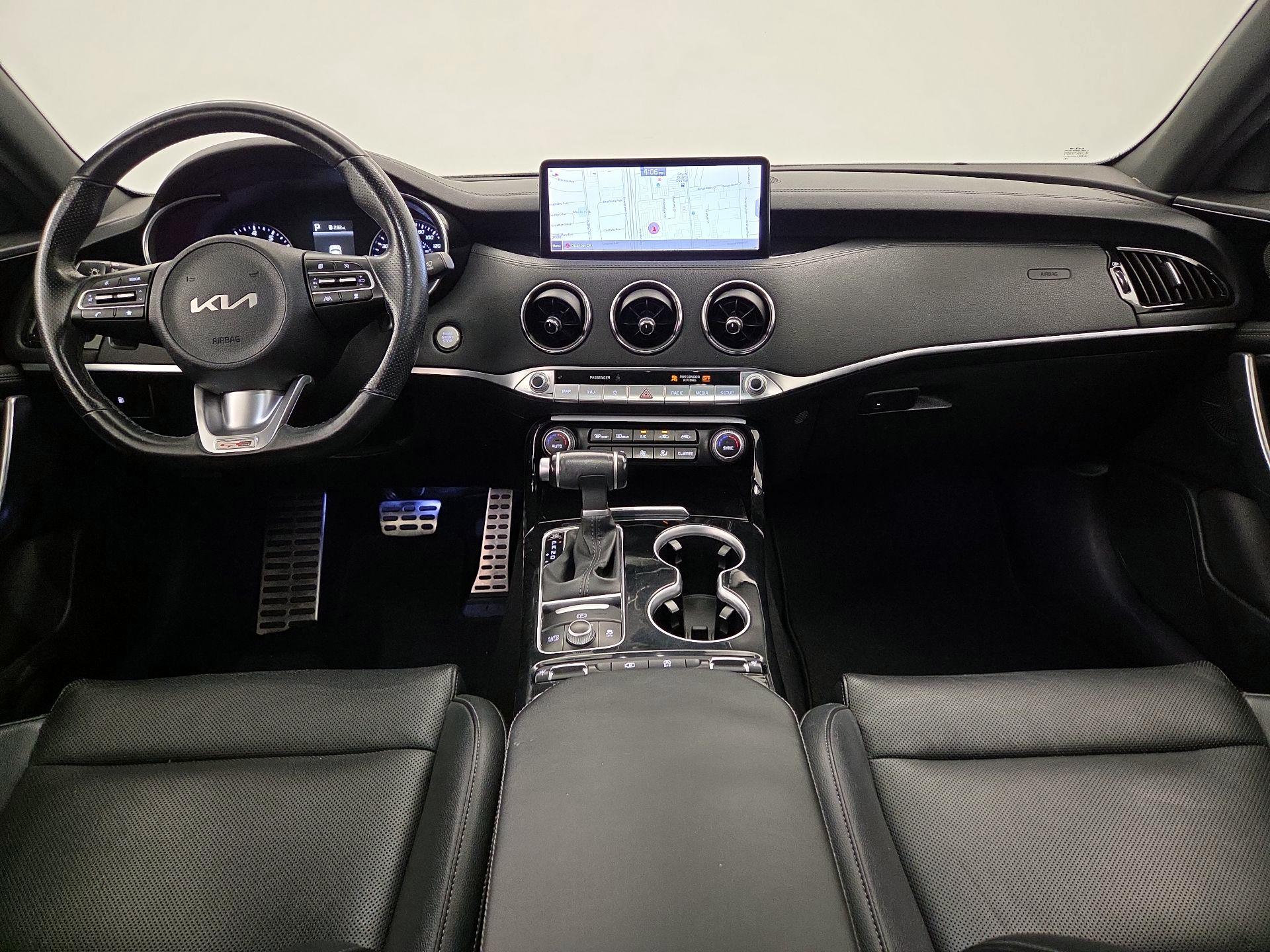 Thumbnail: 2022 Kia Stinger - 9