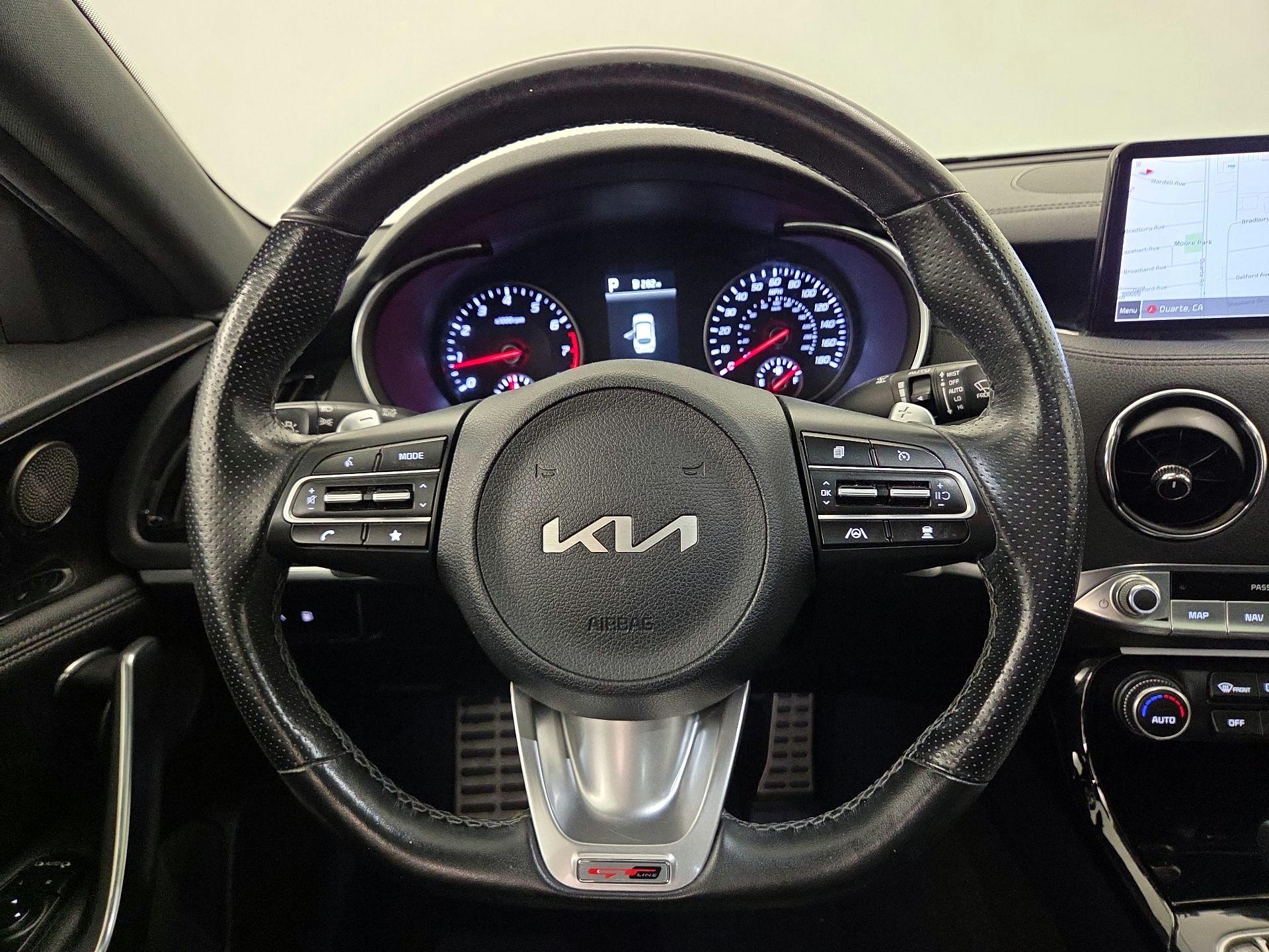 Thumbnail: 2022 Kia Stinger - 10