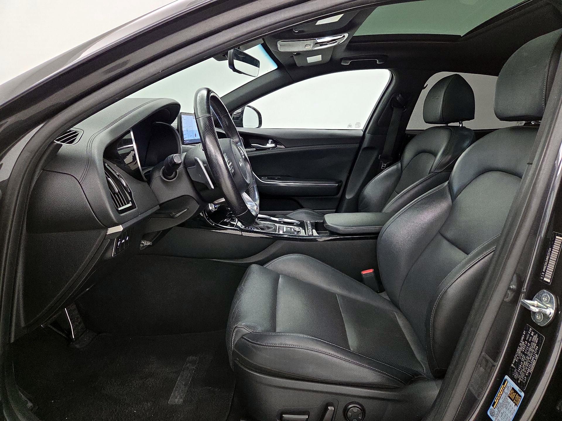 Thumbnail: 2022 Kia Stinger - 11