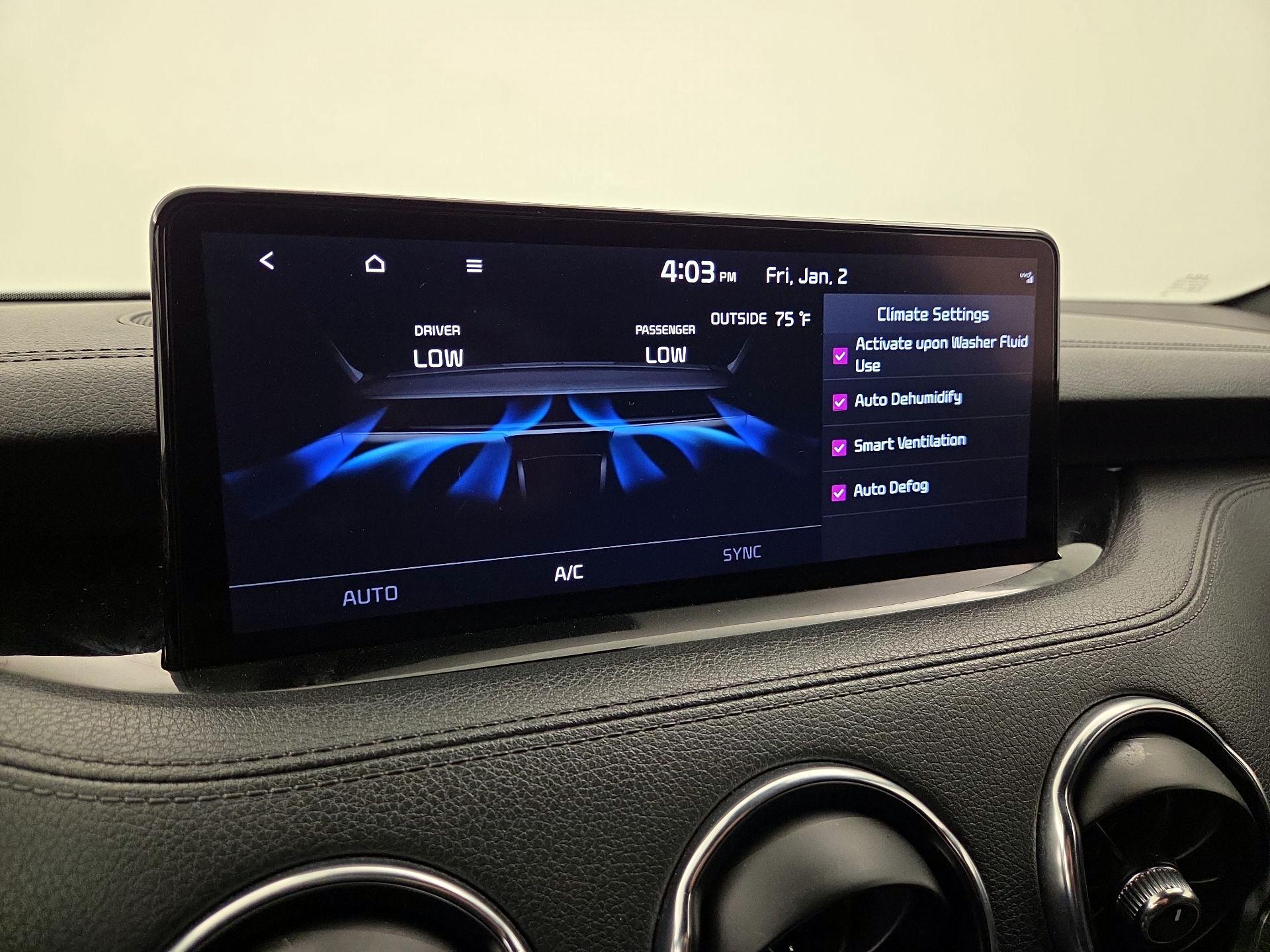 Thumbnail: 2022 Kia Stinger - 17