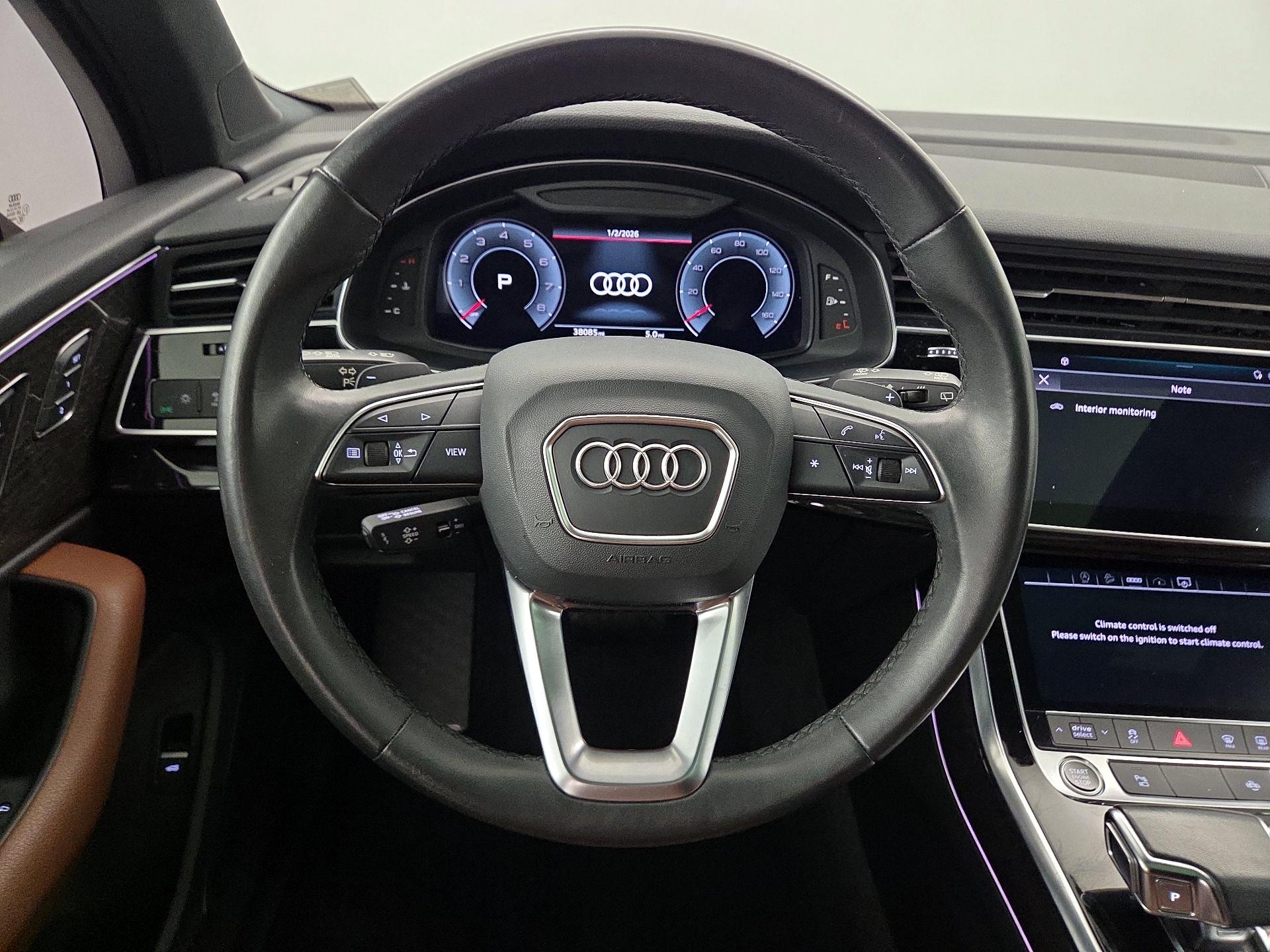 Thumbnail: 2022 Audi Q7 - 10