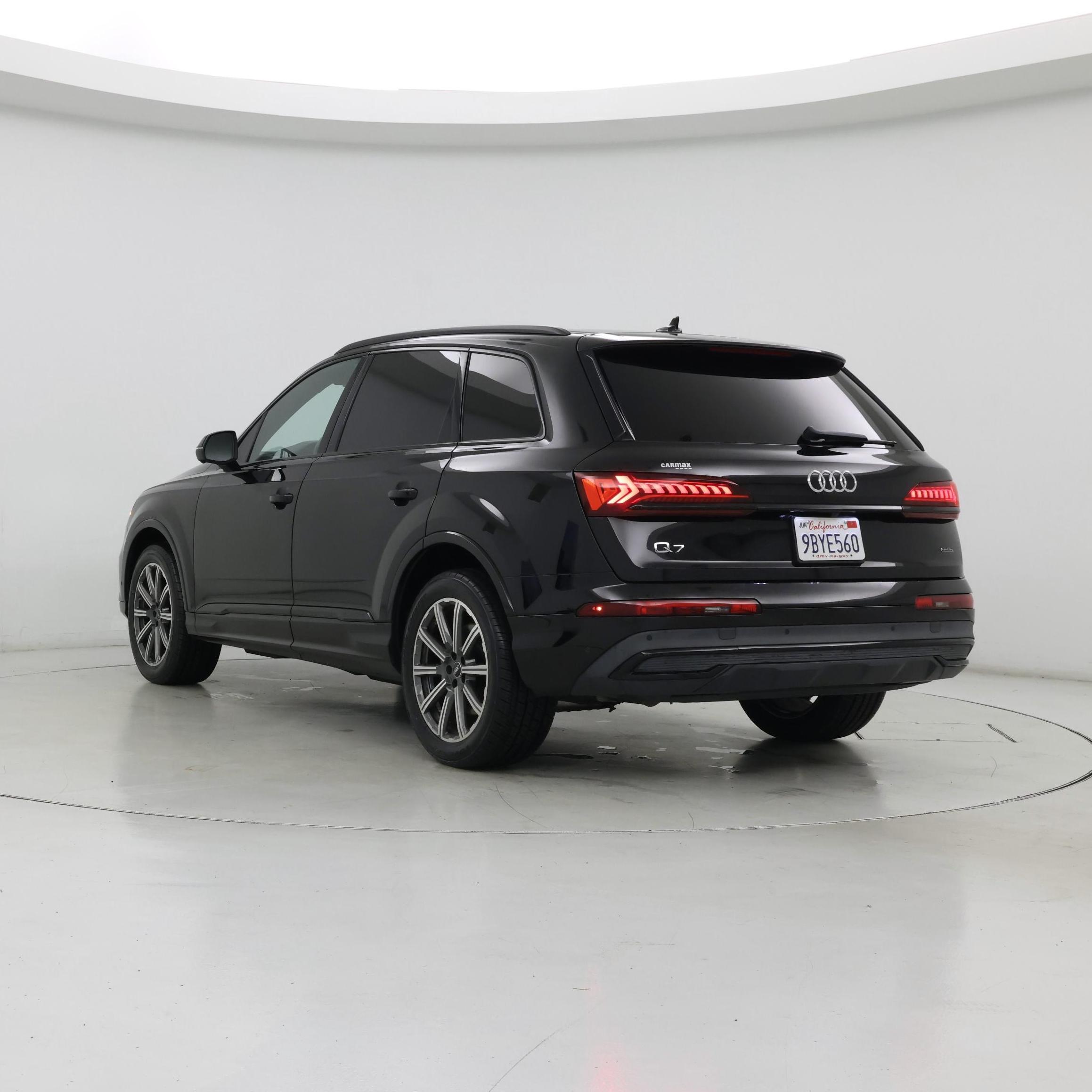 Thumbnail: 2022 Audi Q7 - 2