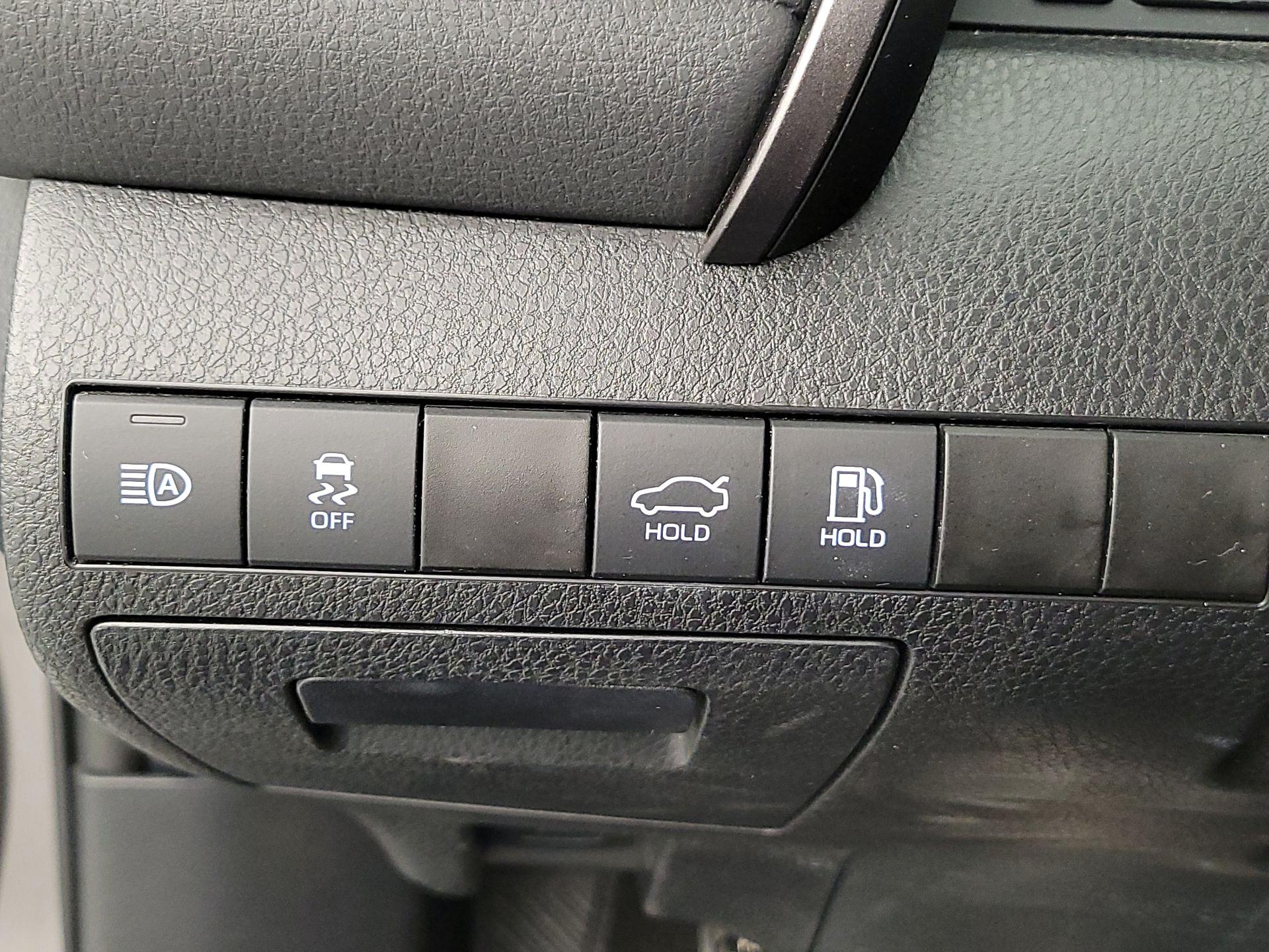 Thumbnail: 2023 Toyota Camry - 13