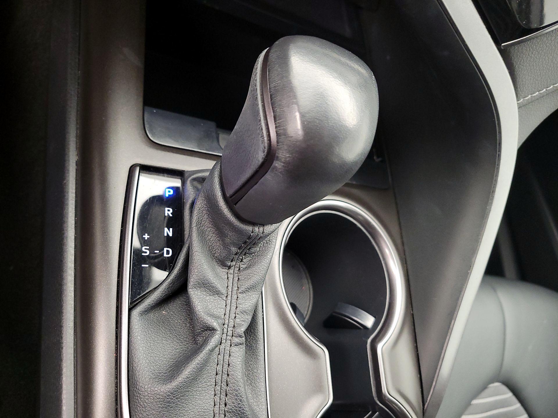 Thumbnail: 2023 Toyota Camry - 17