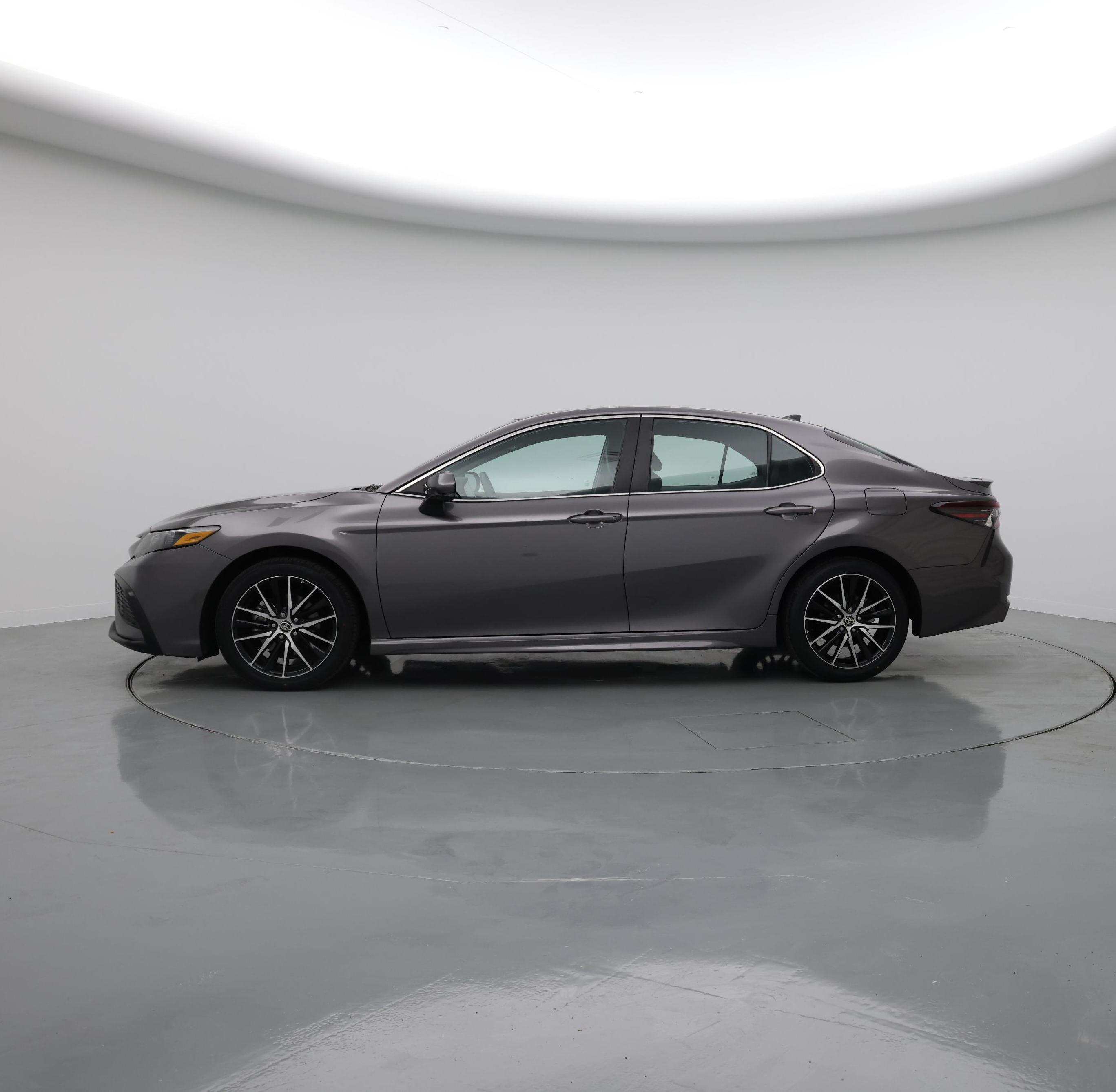 Thumbnail: 2023 Toyota Camry - 3