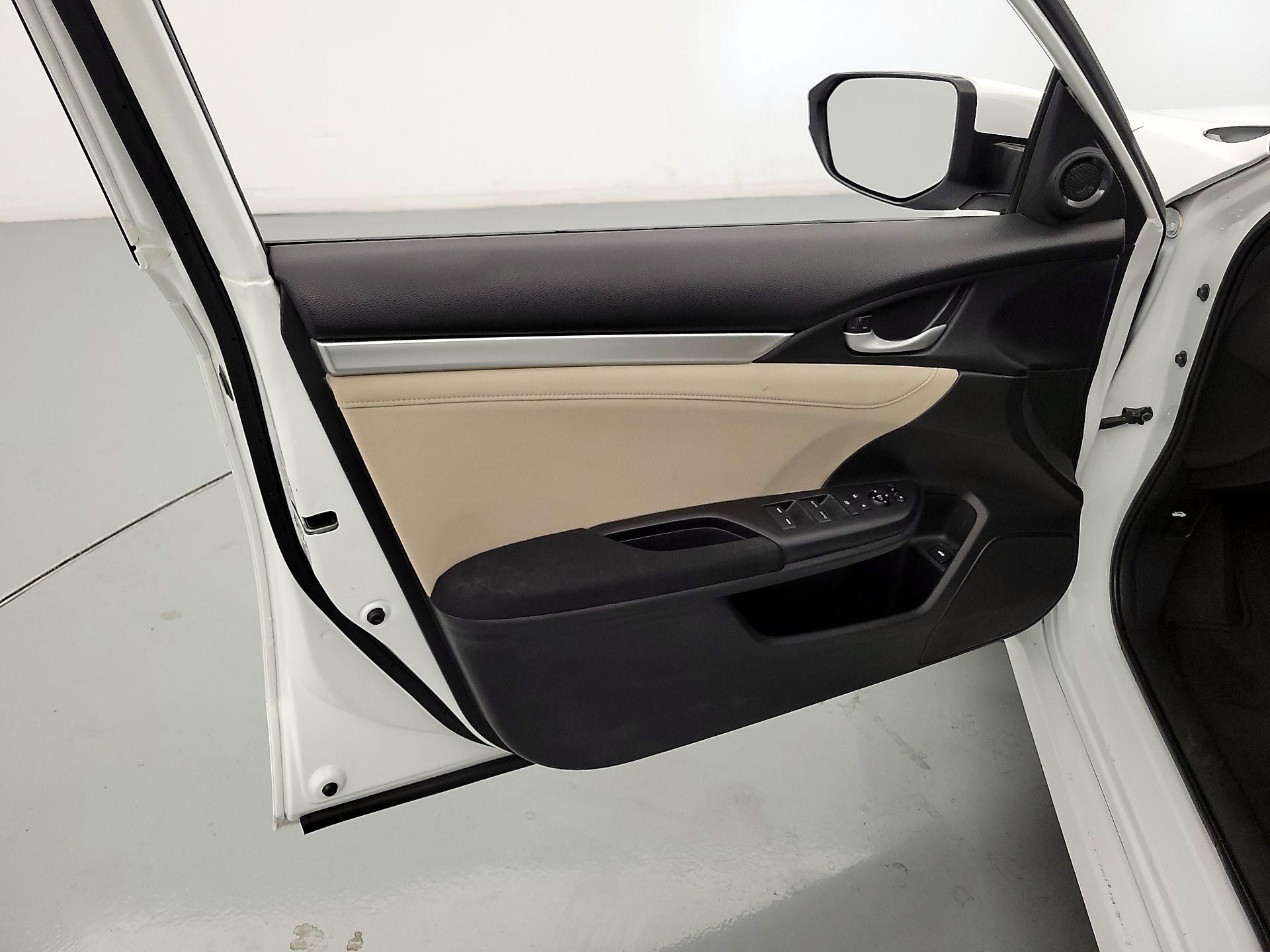 Thumbnail: 2020 Honda Civic - 12