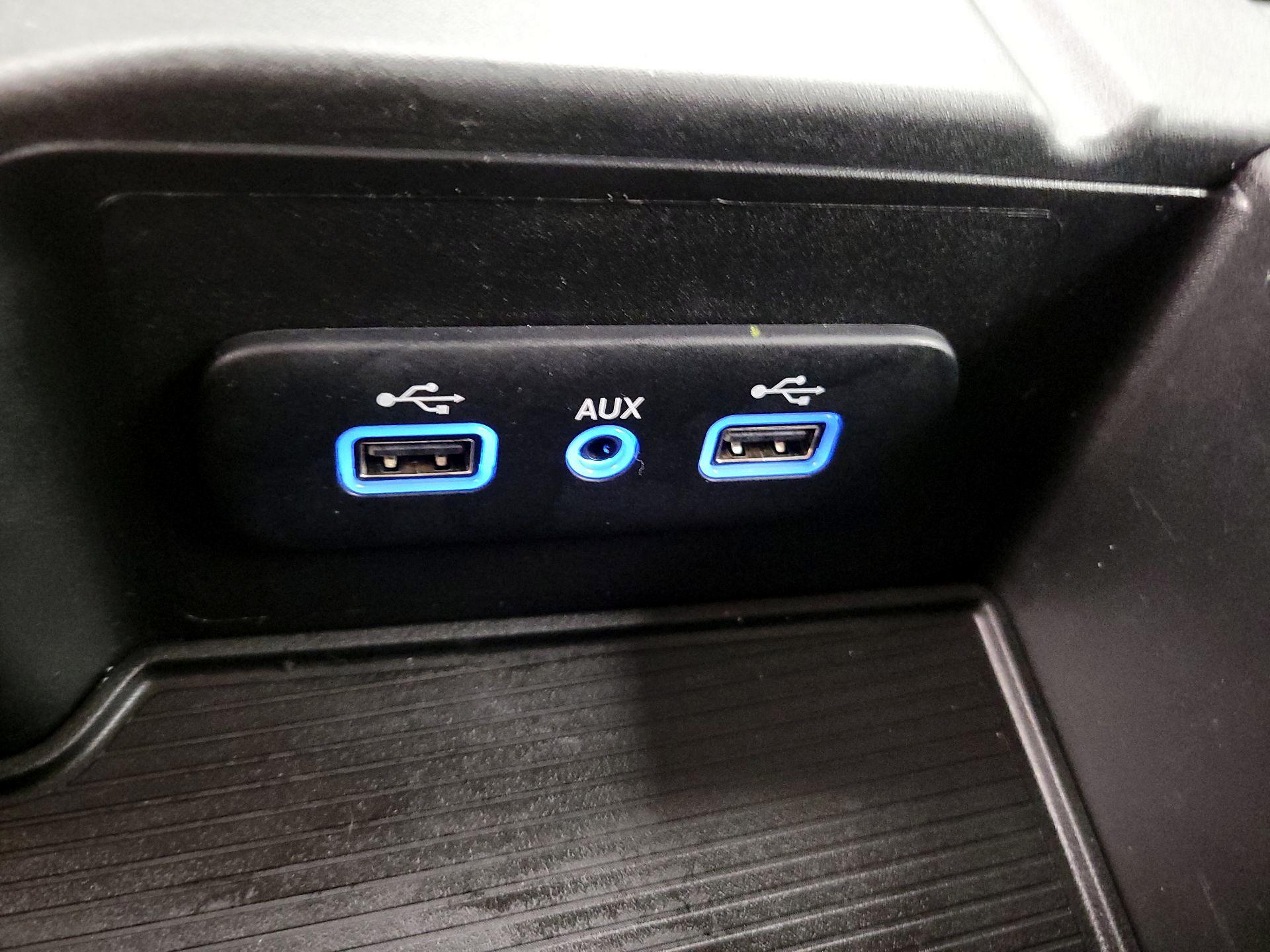 Thumbnail: 2023 RAM 1500 Classic - 18