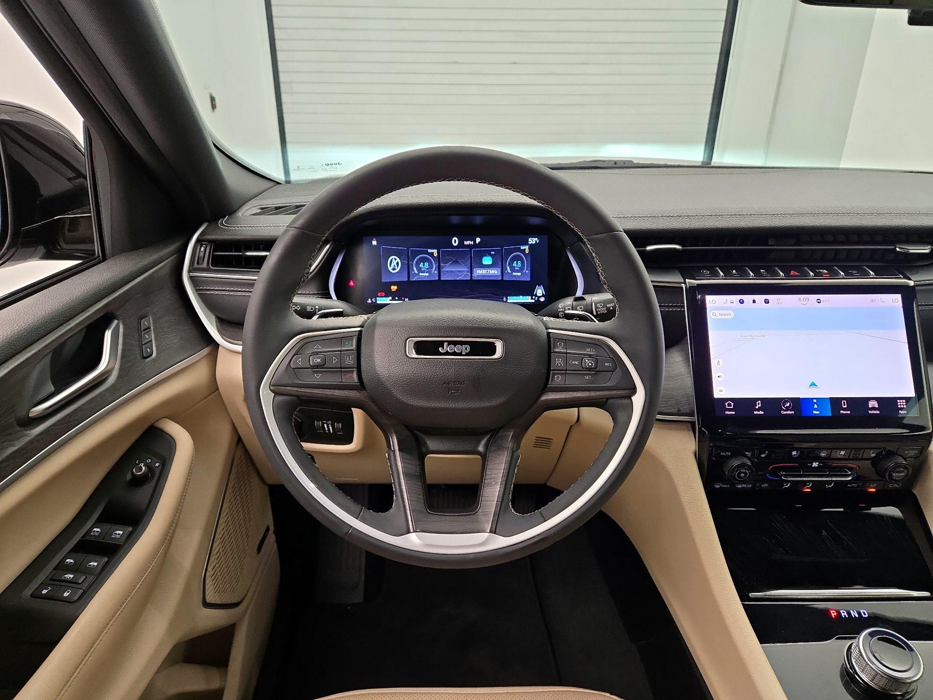 Thumbnail: 2022 Jeep Compass - 10