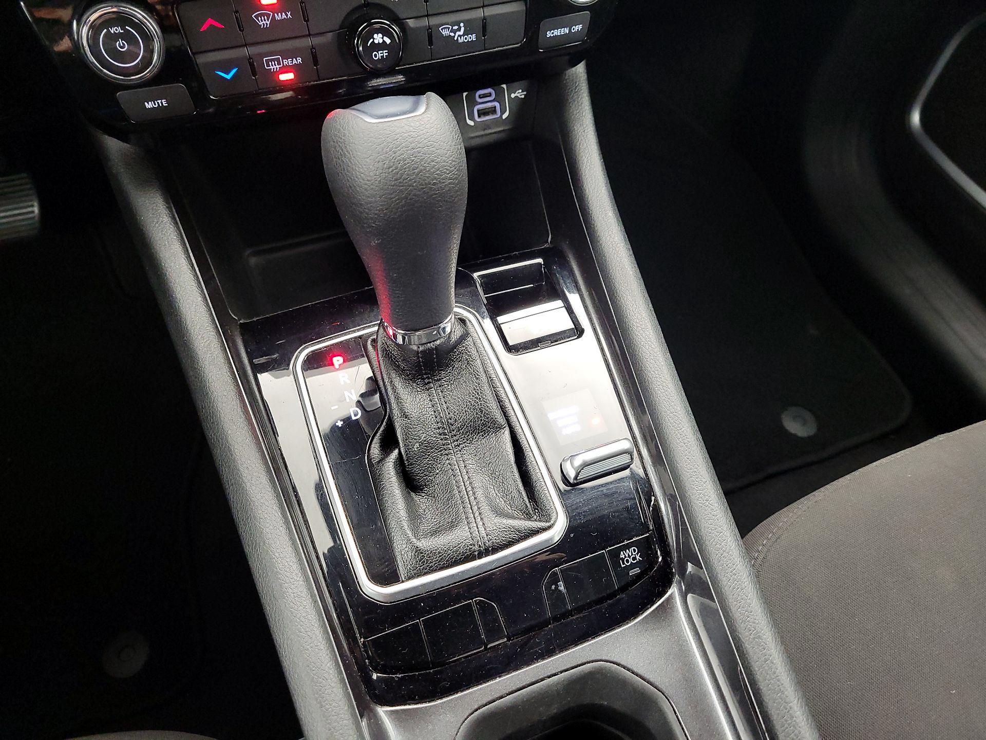 Thumbnail: 2023 Jeep Compass - 17