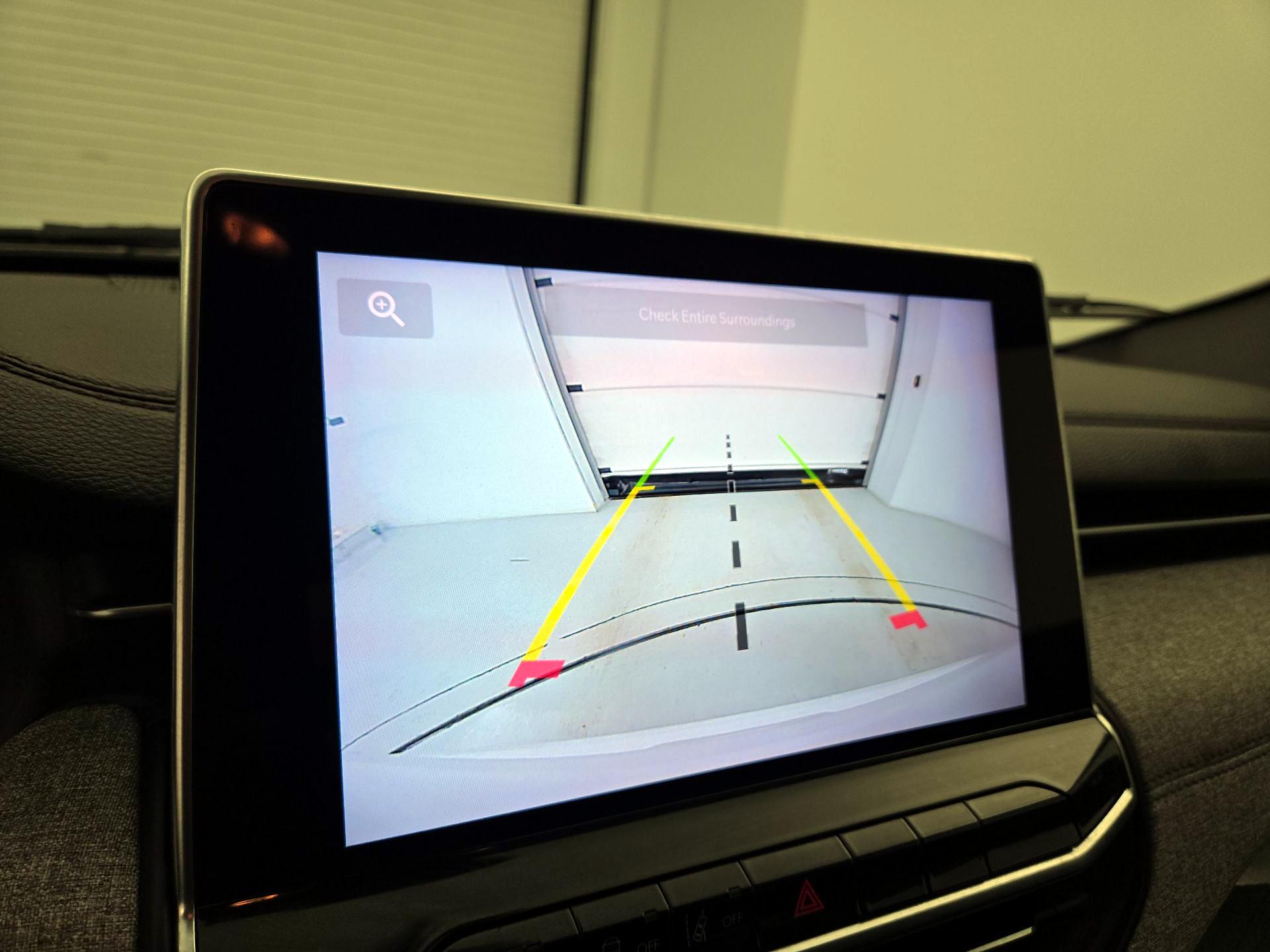 Thumbnail: 2023 Jeep Compass - 14