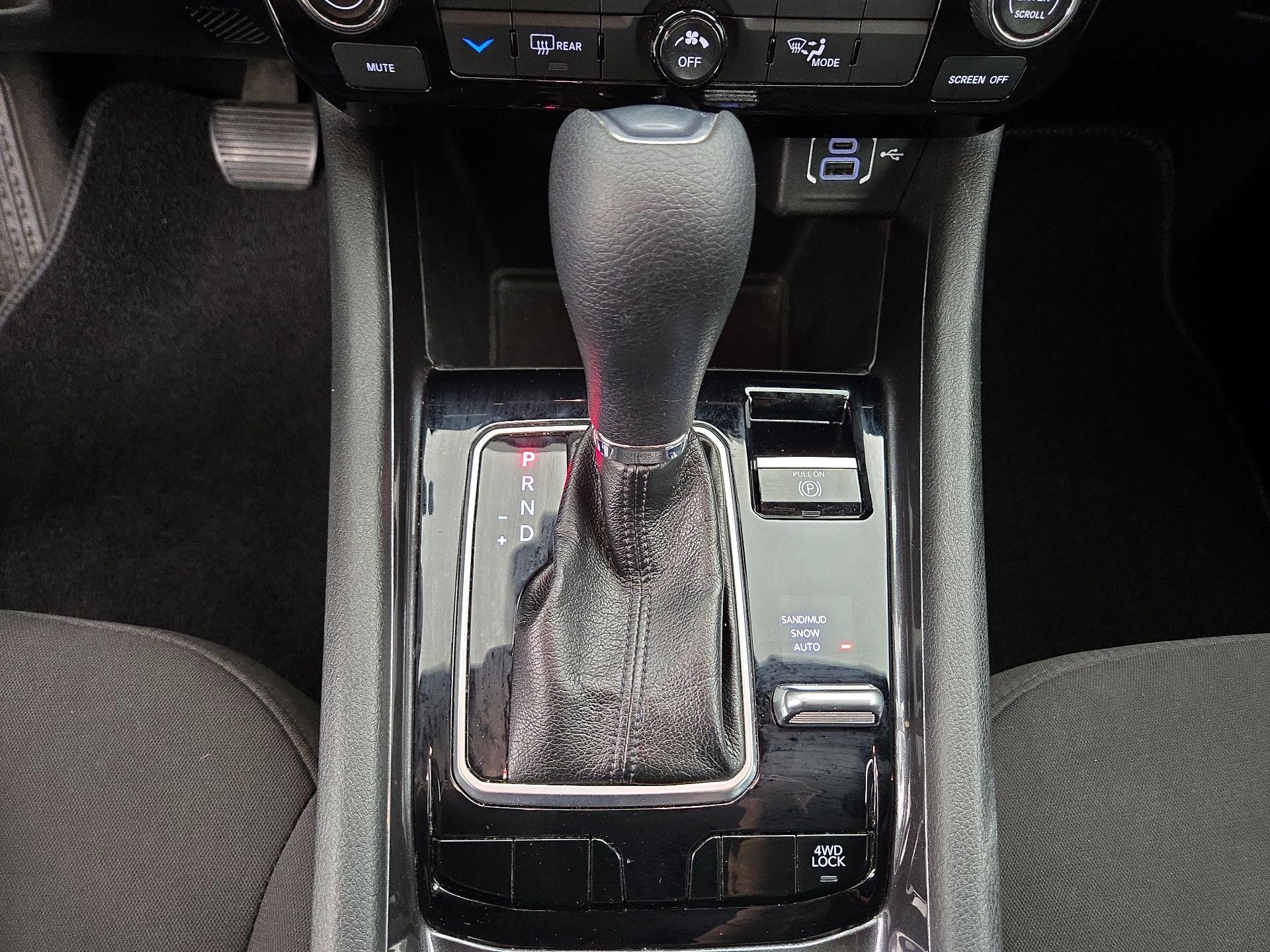 Thumbnail: 2023 Jeep Compass - 17