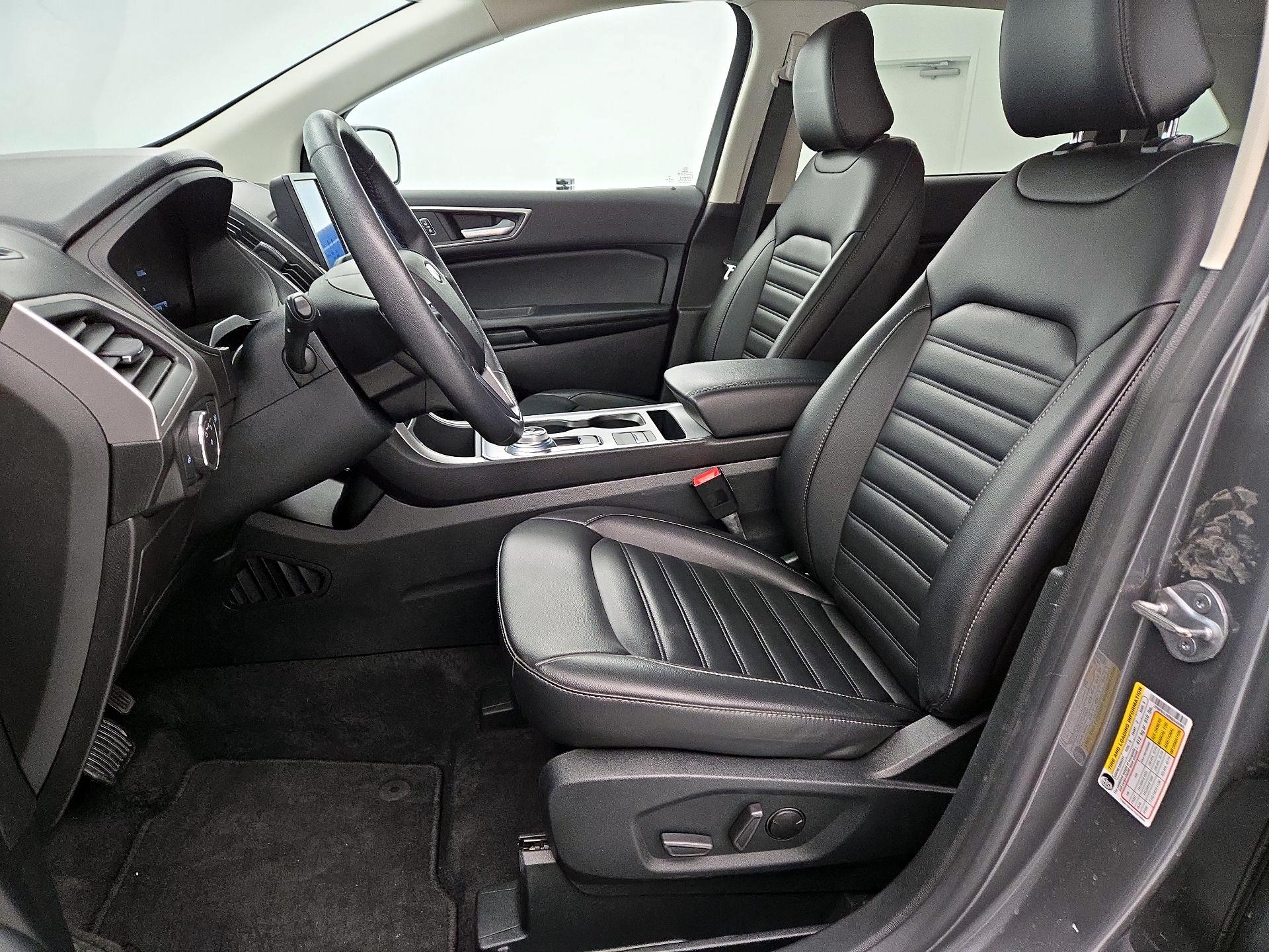 Thumbnail: 2022 Ford Edge - 11