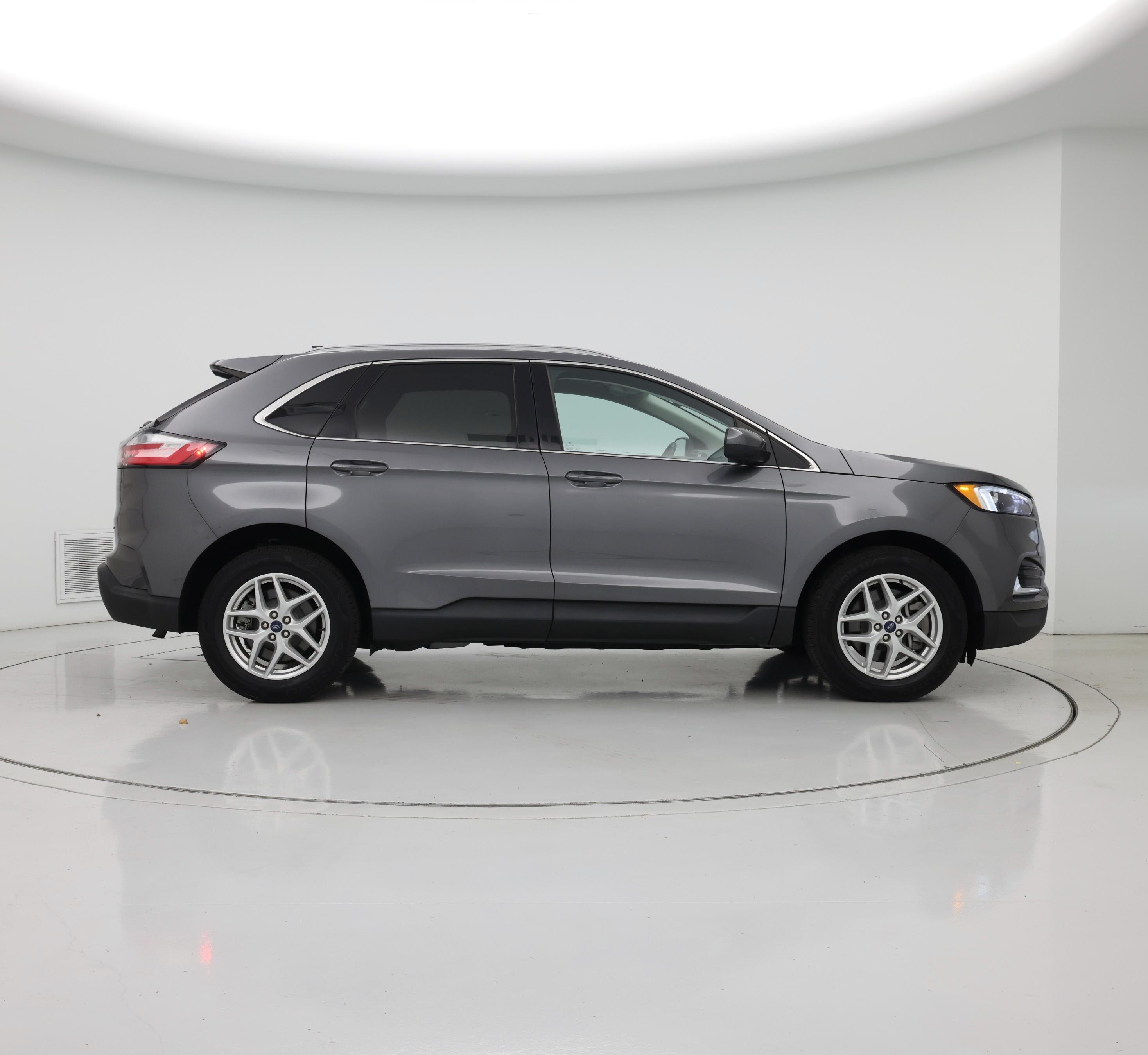 Thumbnail: 2022 Ford Edge - 7