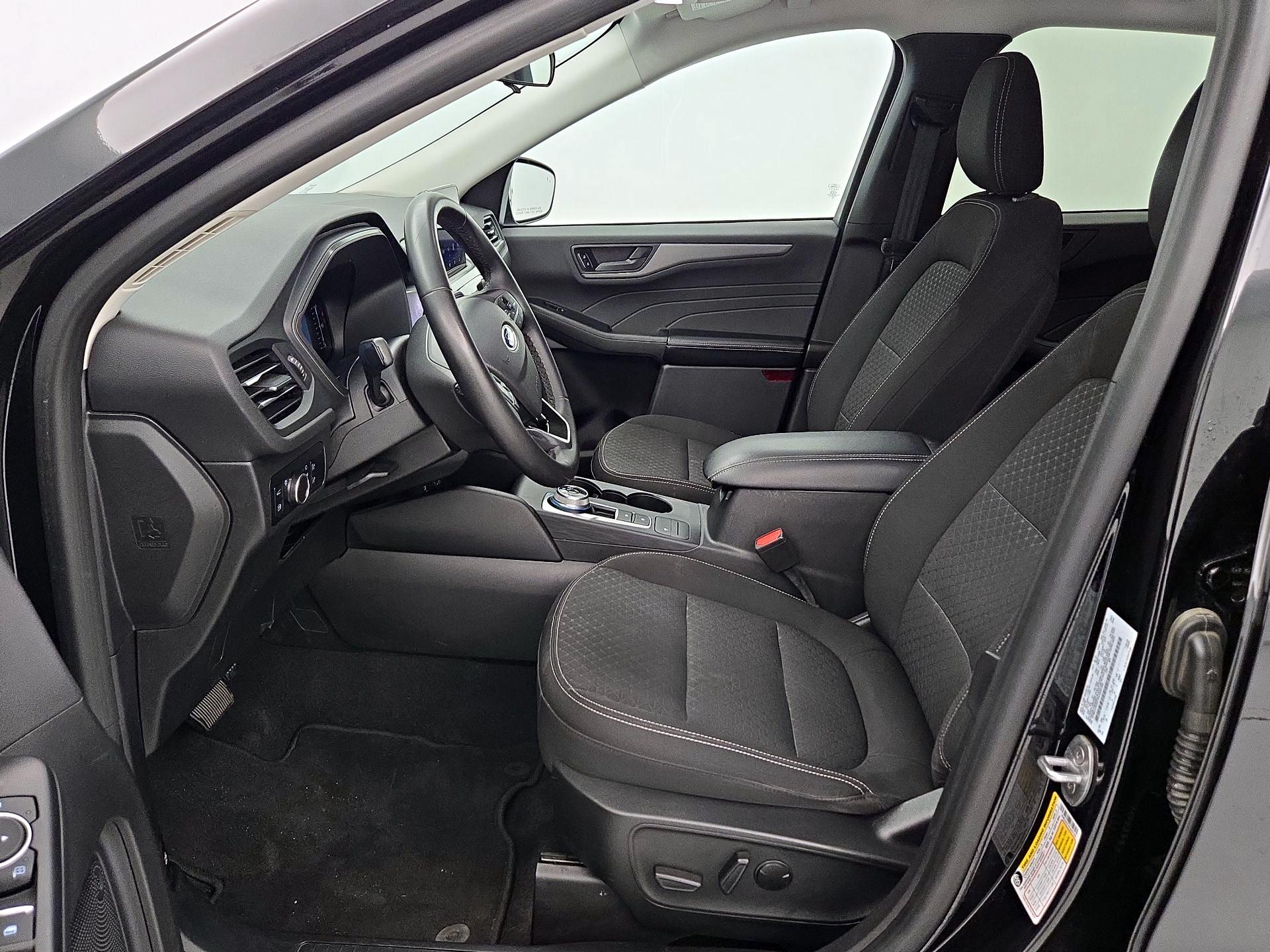 Thumbnail: 2023 Ford Escape - 11