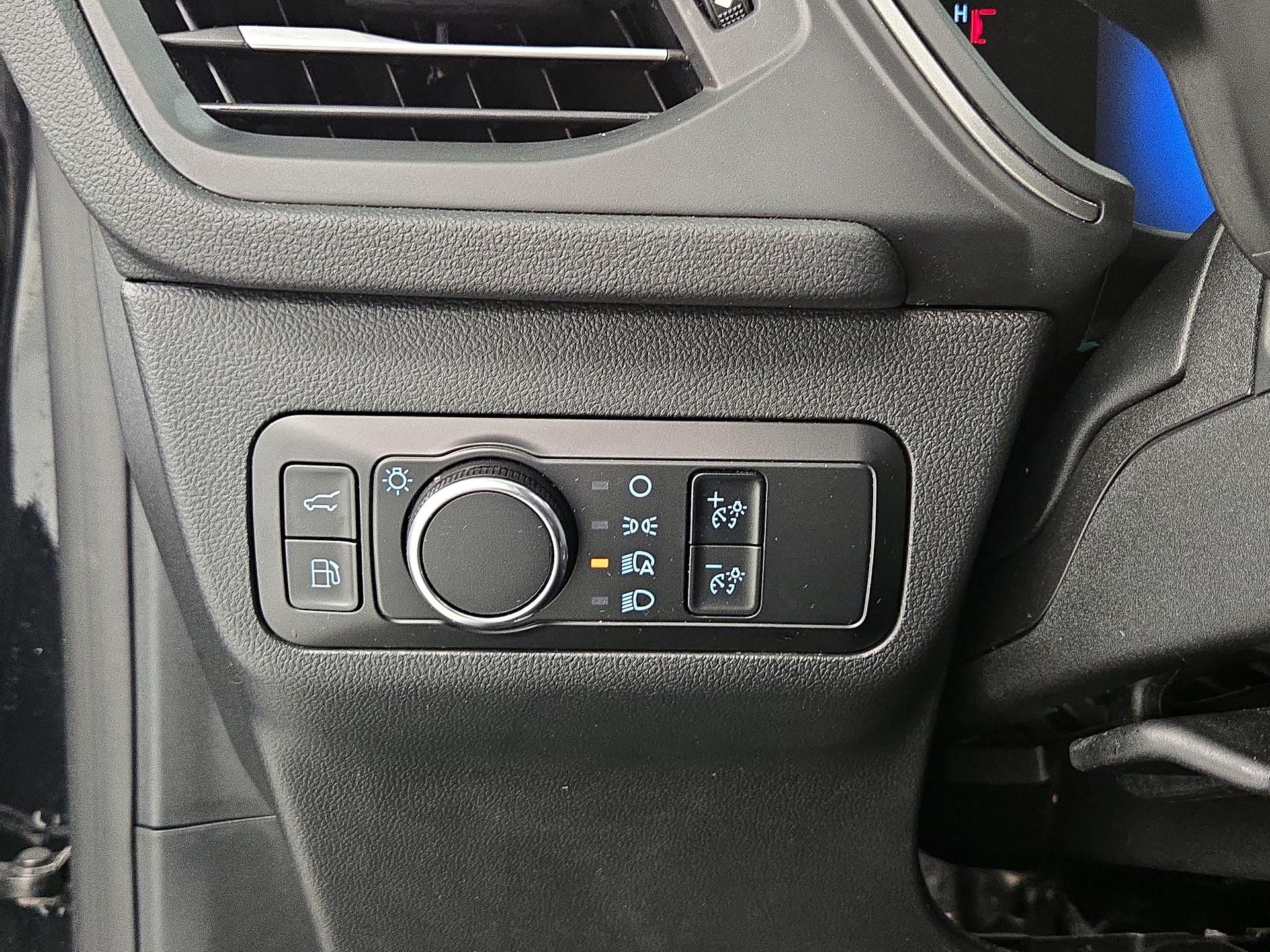 Thumbnail: 2023 Ford Escape - 13