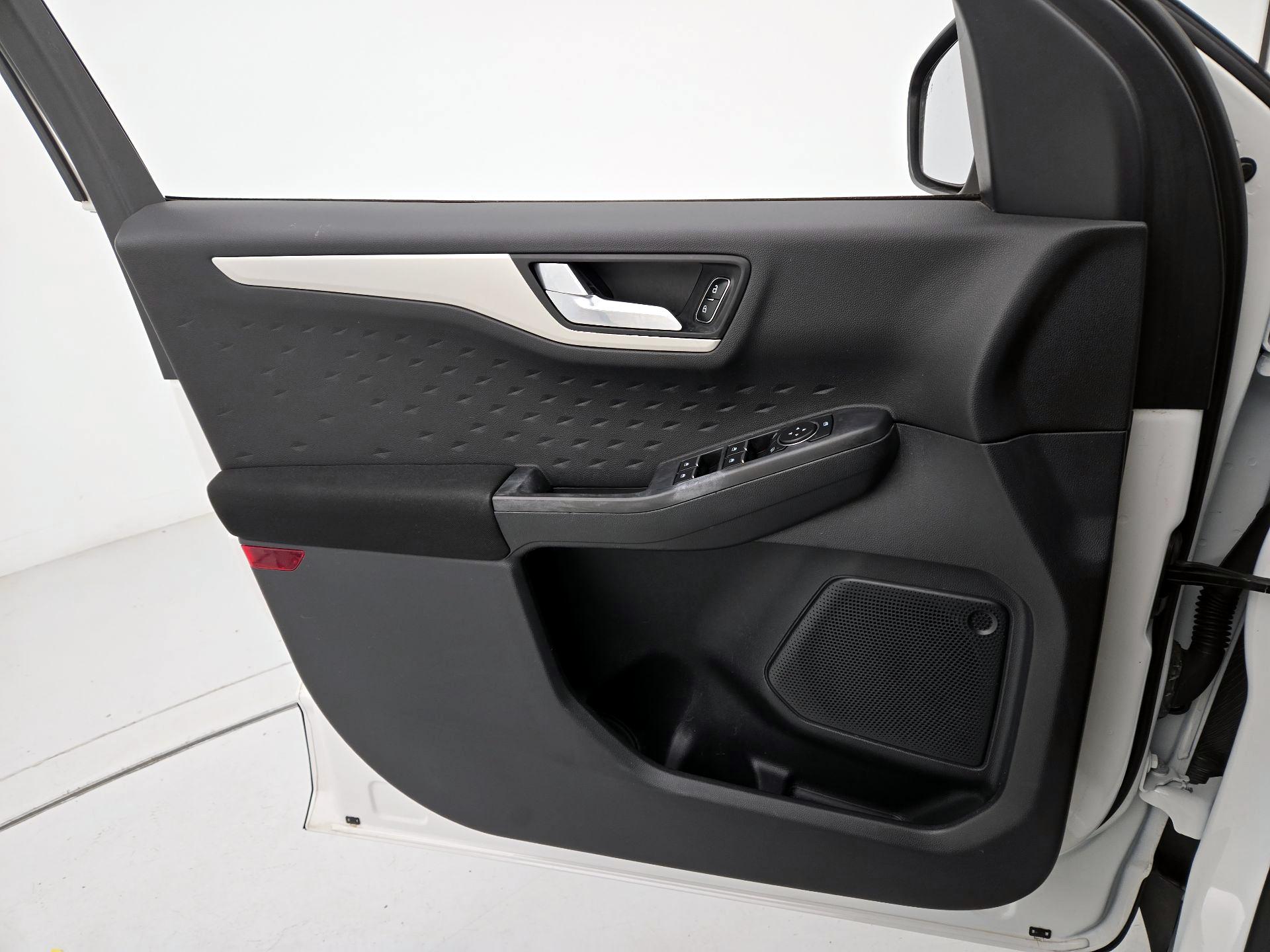 Thumbnail: 2020 Ford Escape - 12