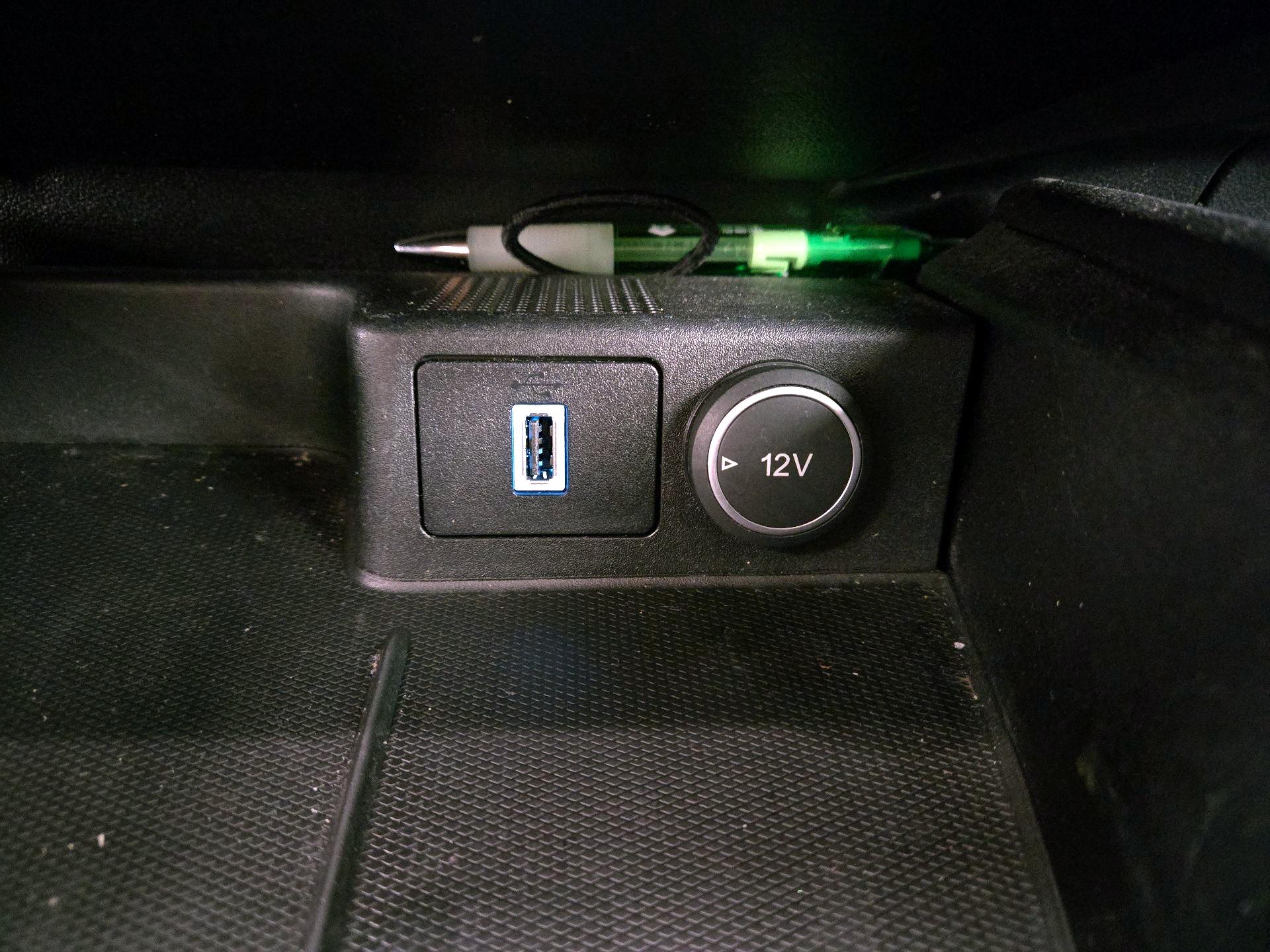 Thumbnail: 2020 Ford Escape - 18